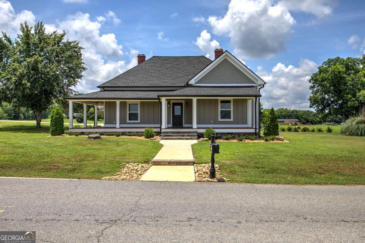 2822 Old State Highway 113 Property Photo 1