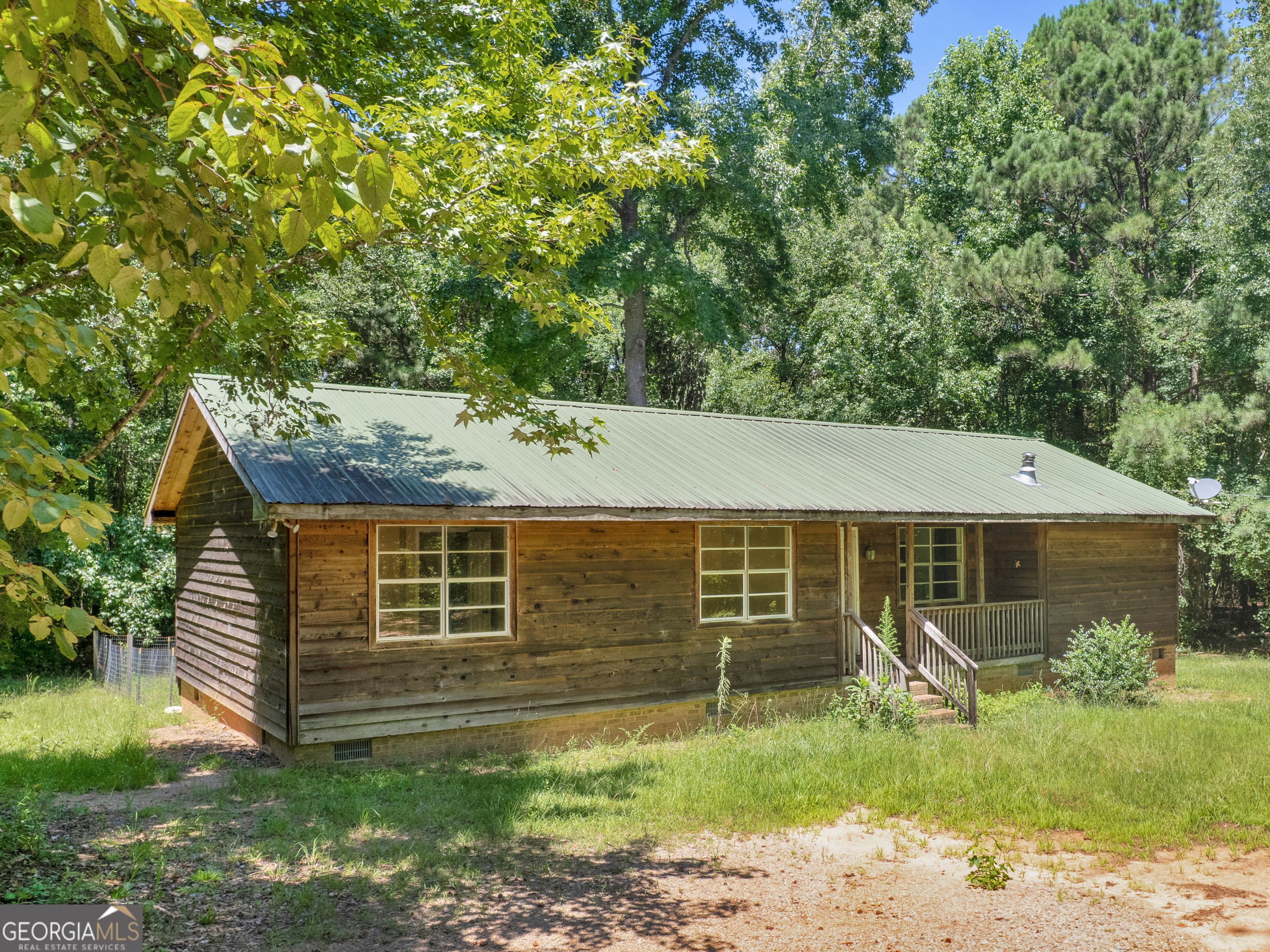 710 Hagans Mountain Road Property Photo 1