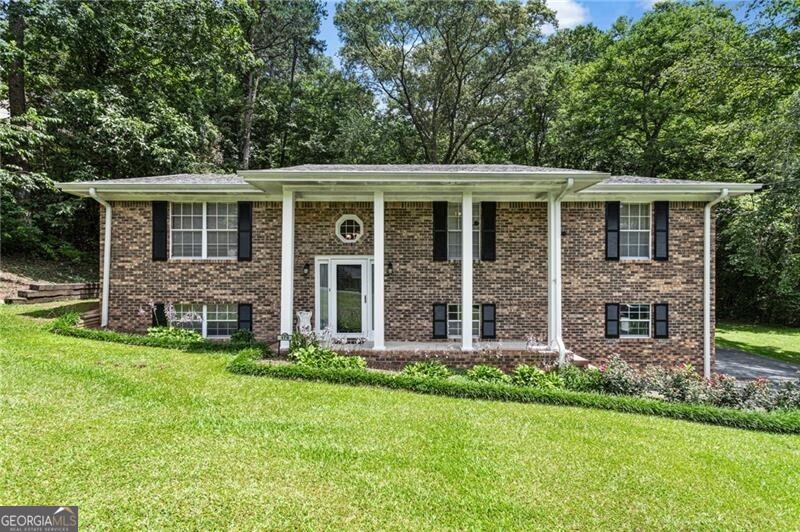 175 Hickory Circle Property Photo 1