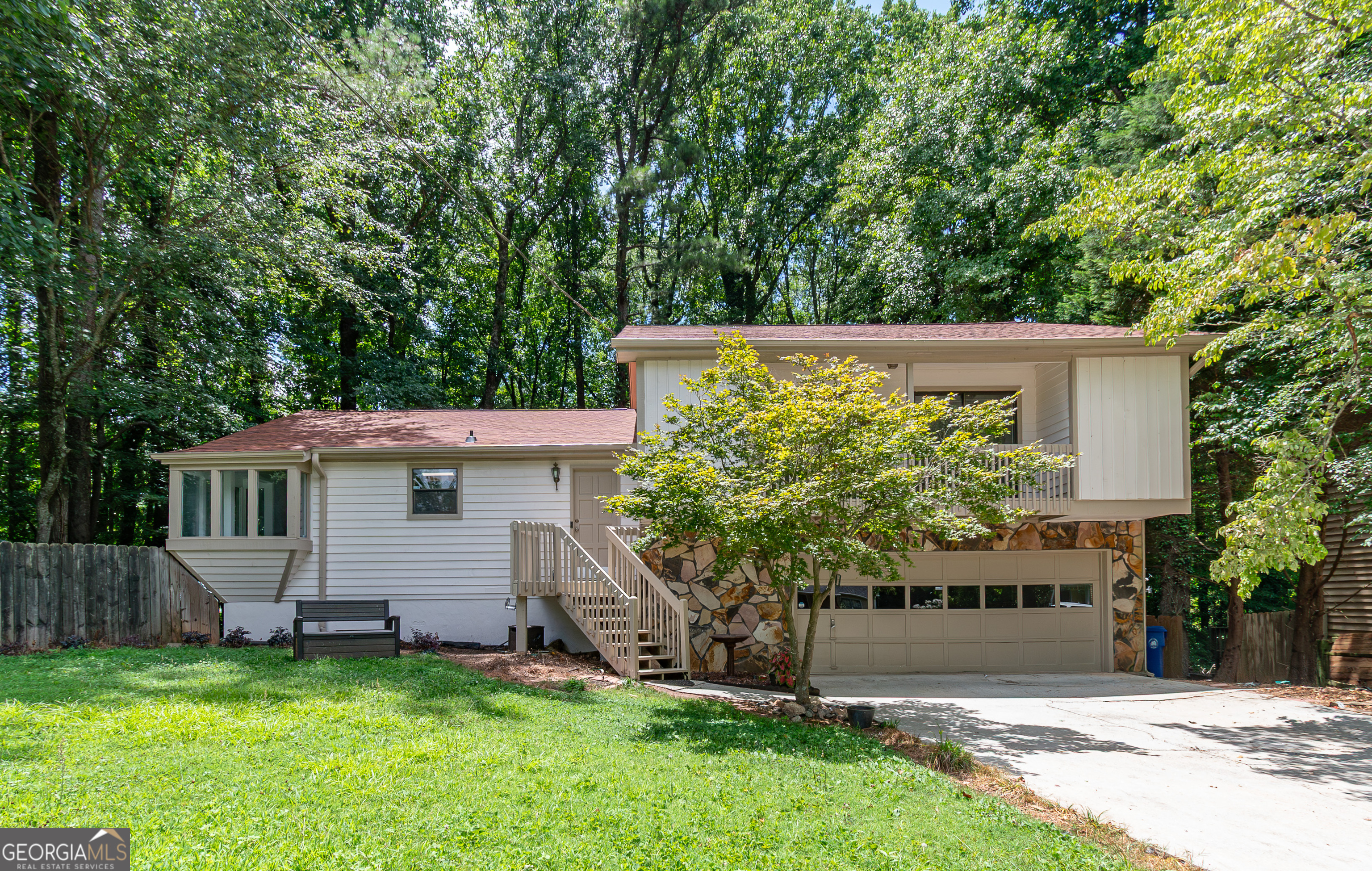 4125 Stutz Court Property Photo 1
