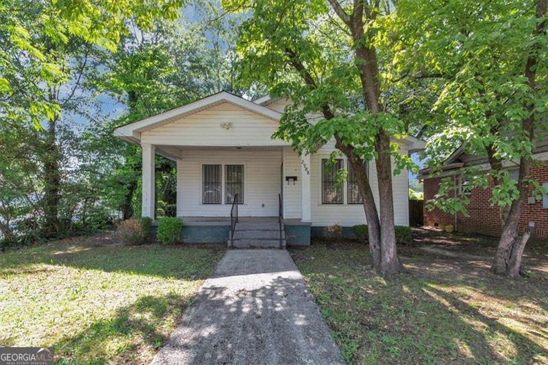 2988 E POINT Property Photo 1