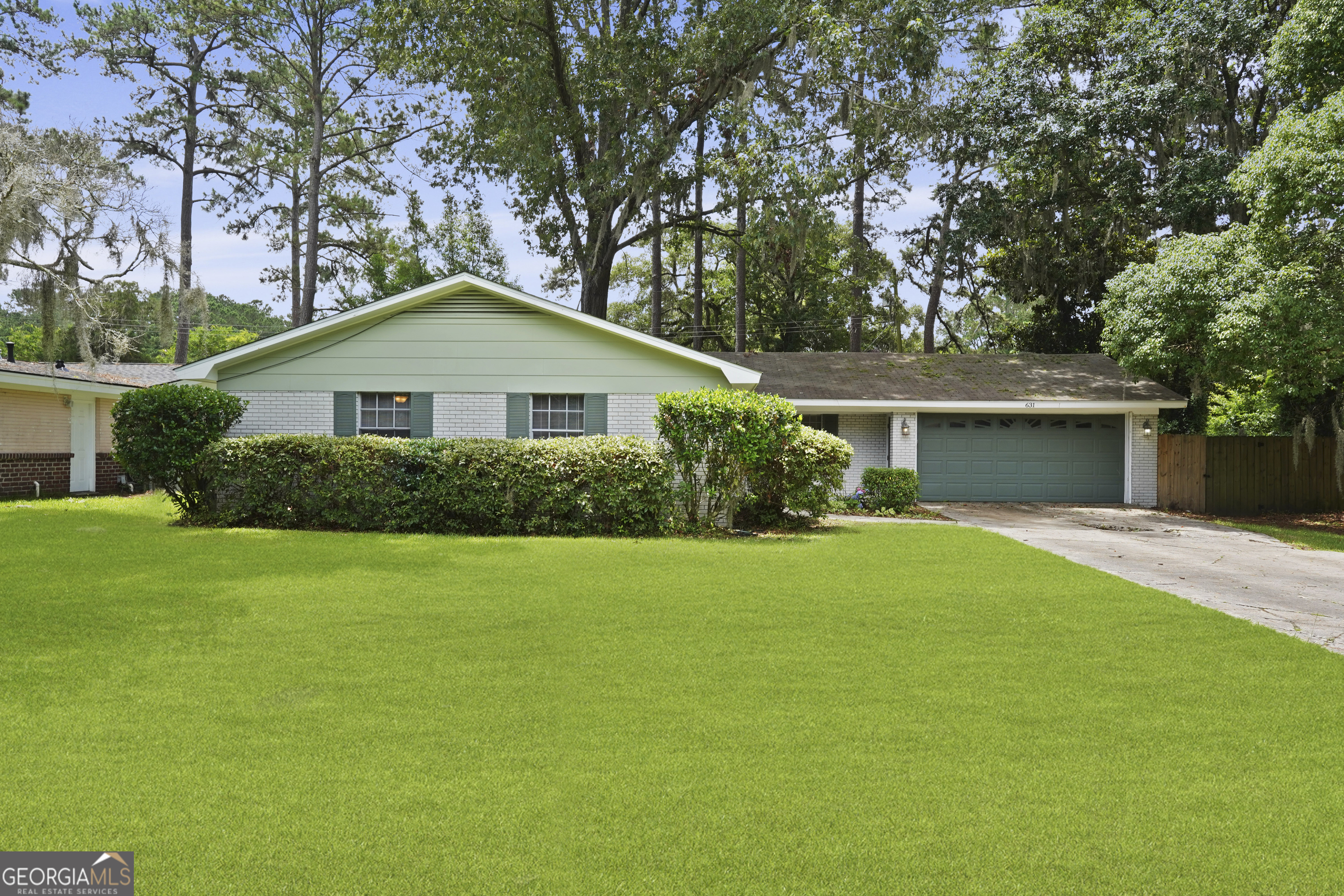 631 Valleybrook Road Property Photo 1