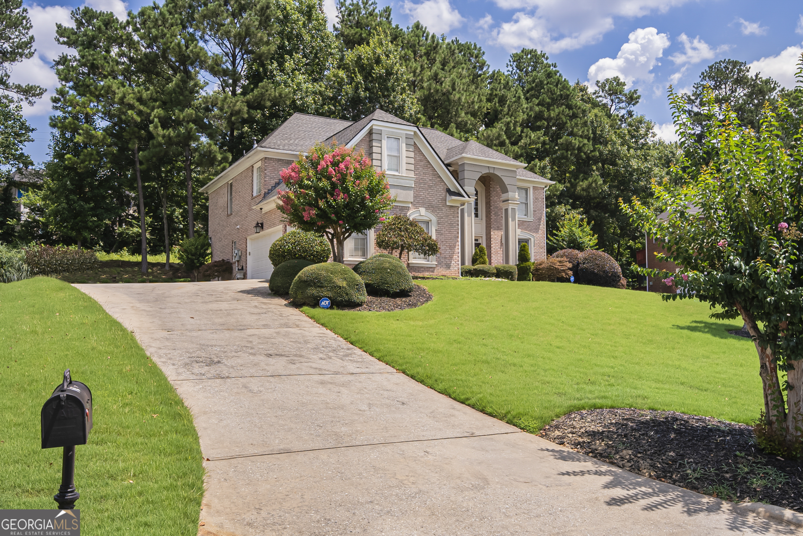 1030 Abercorn Drive Sw Property Photo 1