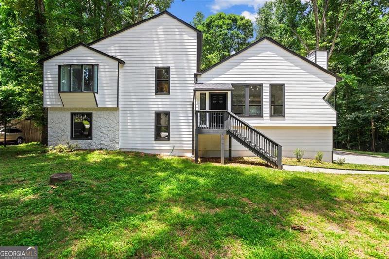 5017 TANAGA Court Property Photo 1