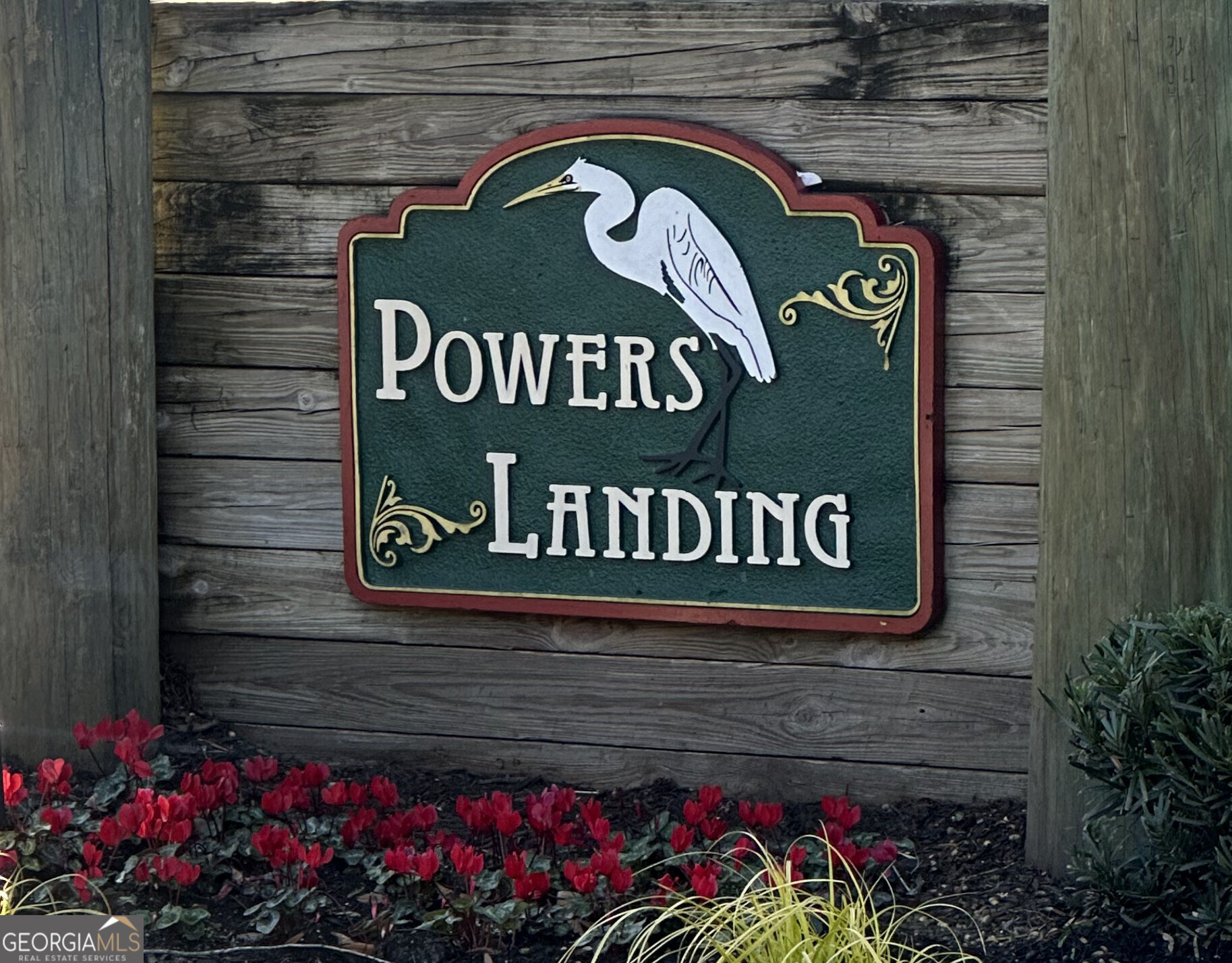 60 Powers Landing Property Photo 2