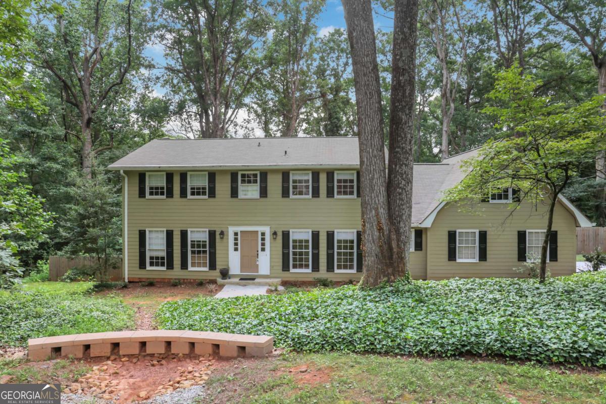 2225 Mountain Creek Drive Property Photo 1