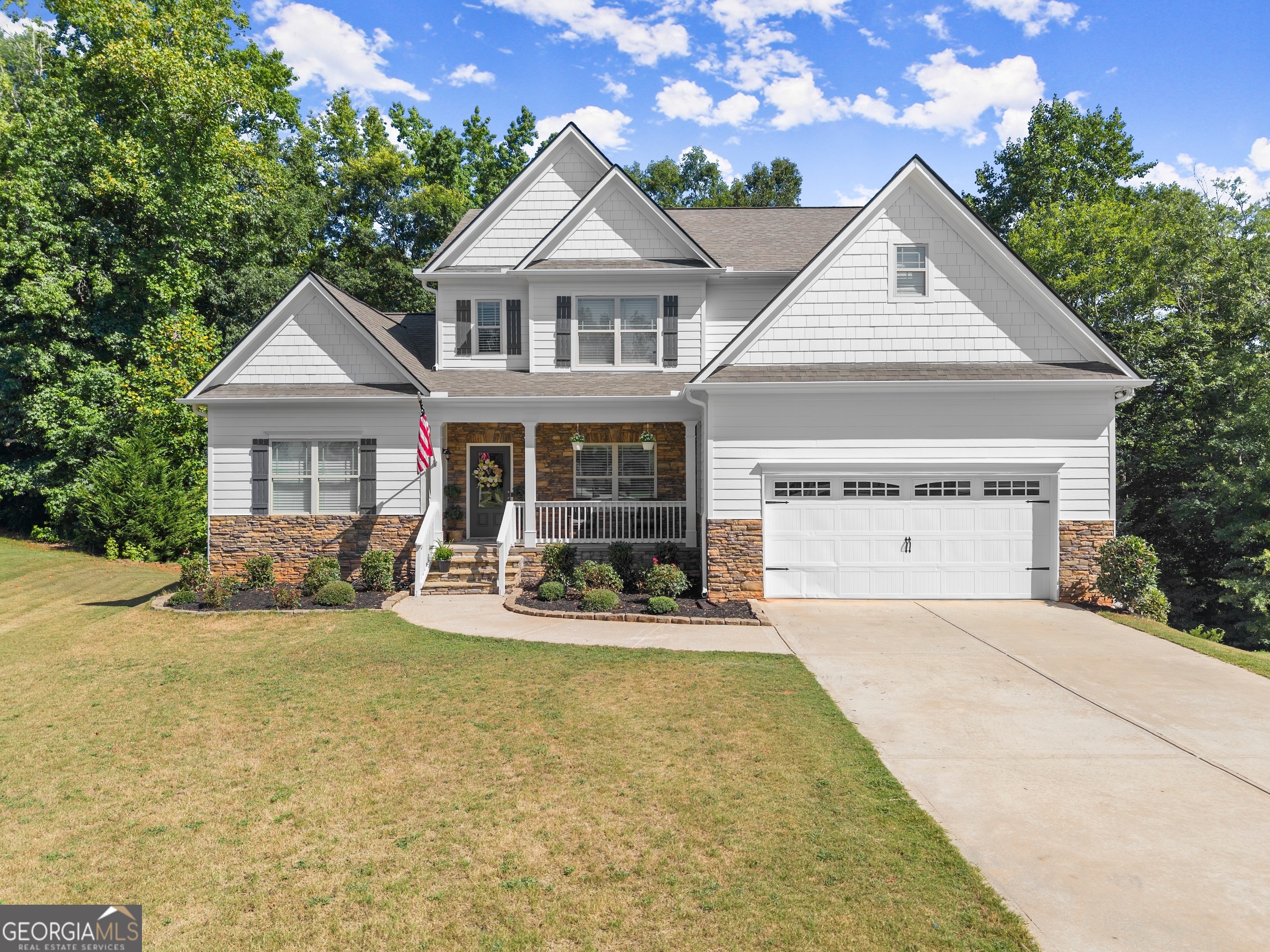 5526 Woodstream Court Property Photo 1