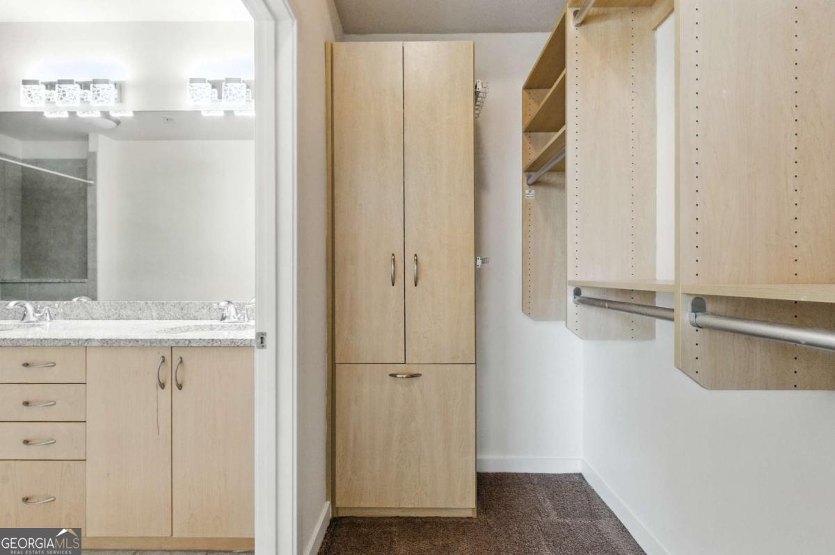 400 W Peachtree Street Nw # 2713 Property Photo 16