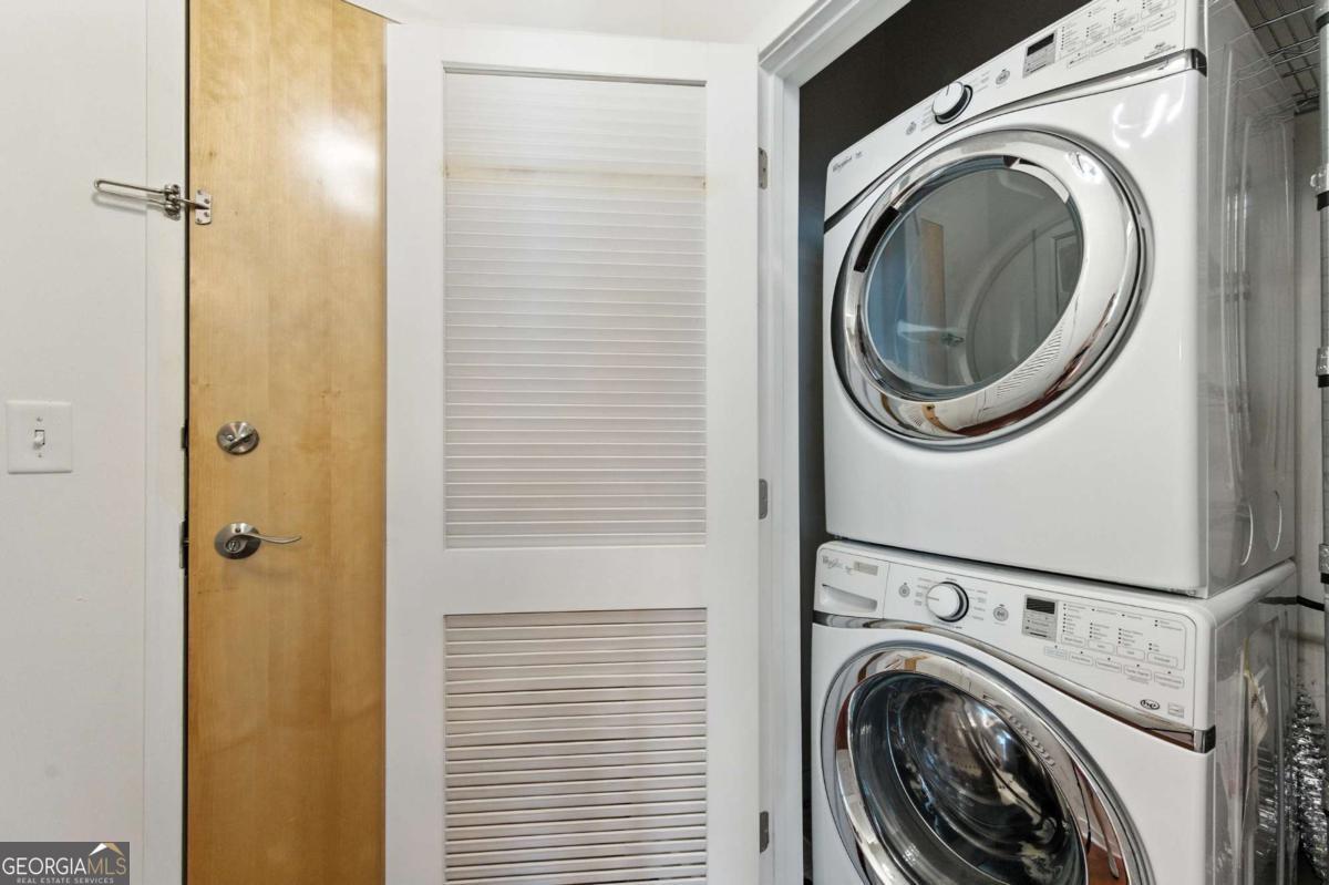 400 W Peachtree Street Nw # 2713 Property Photo 29