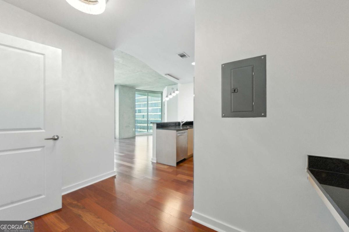 400 W Peachtree Street Nw # 2713 Property Photo 30