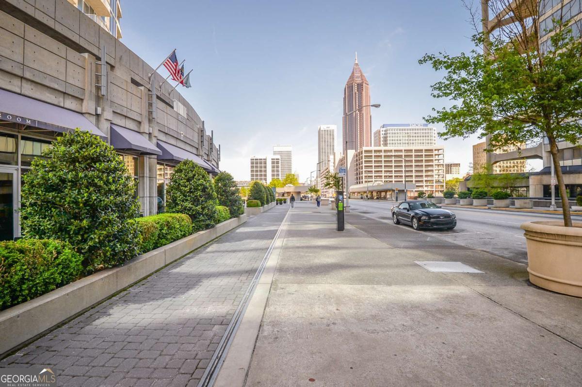 400 W Peachtree Street Nw # 2713 Property Photo 42