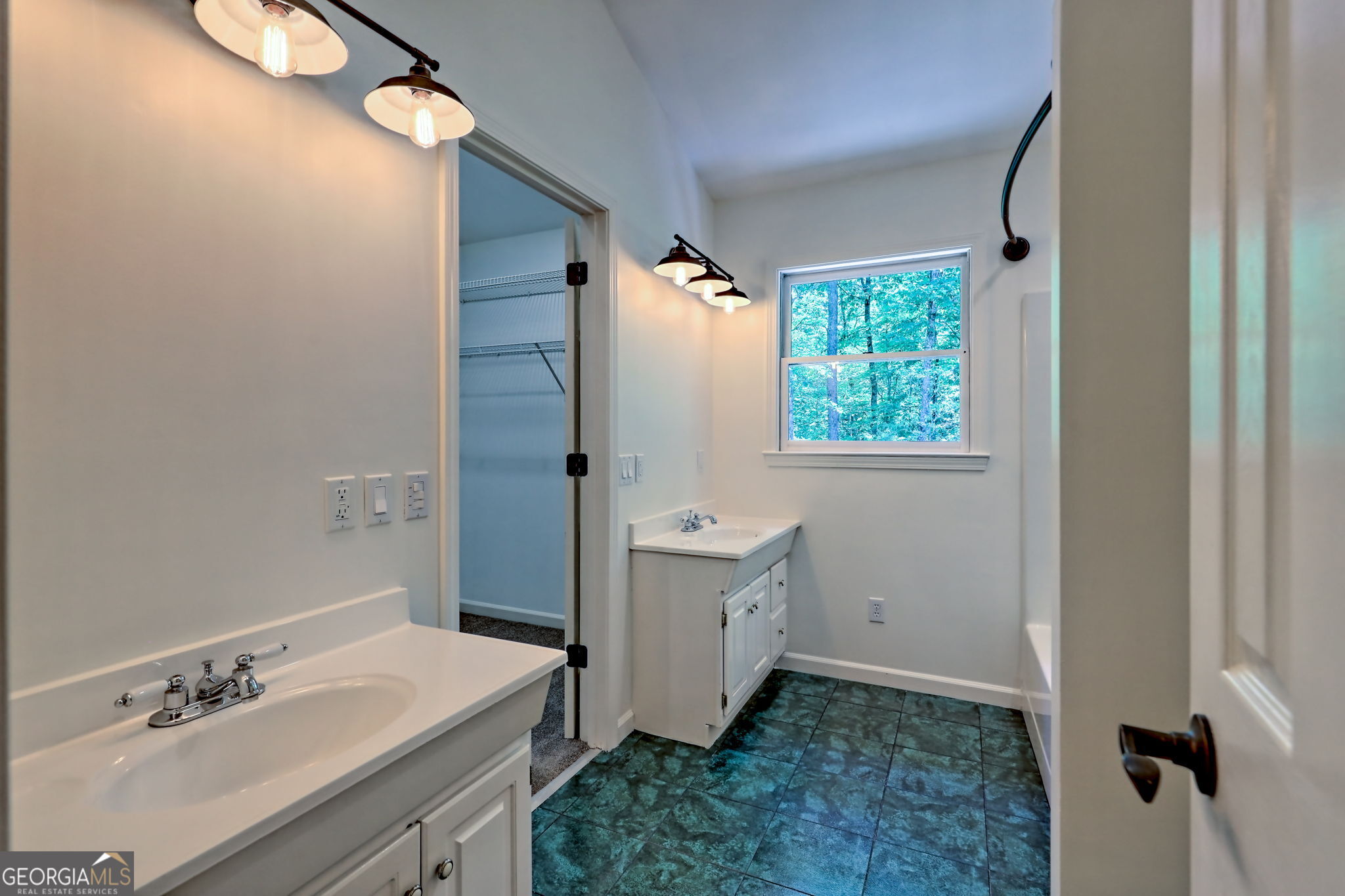 967 Saddle Gap Drive Property Photo 39