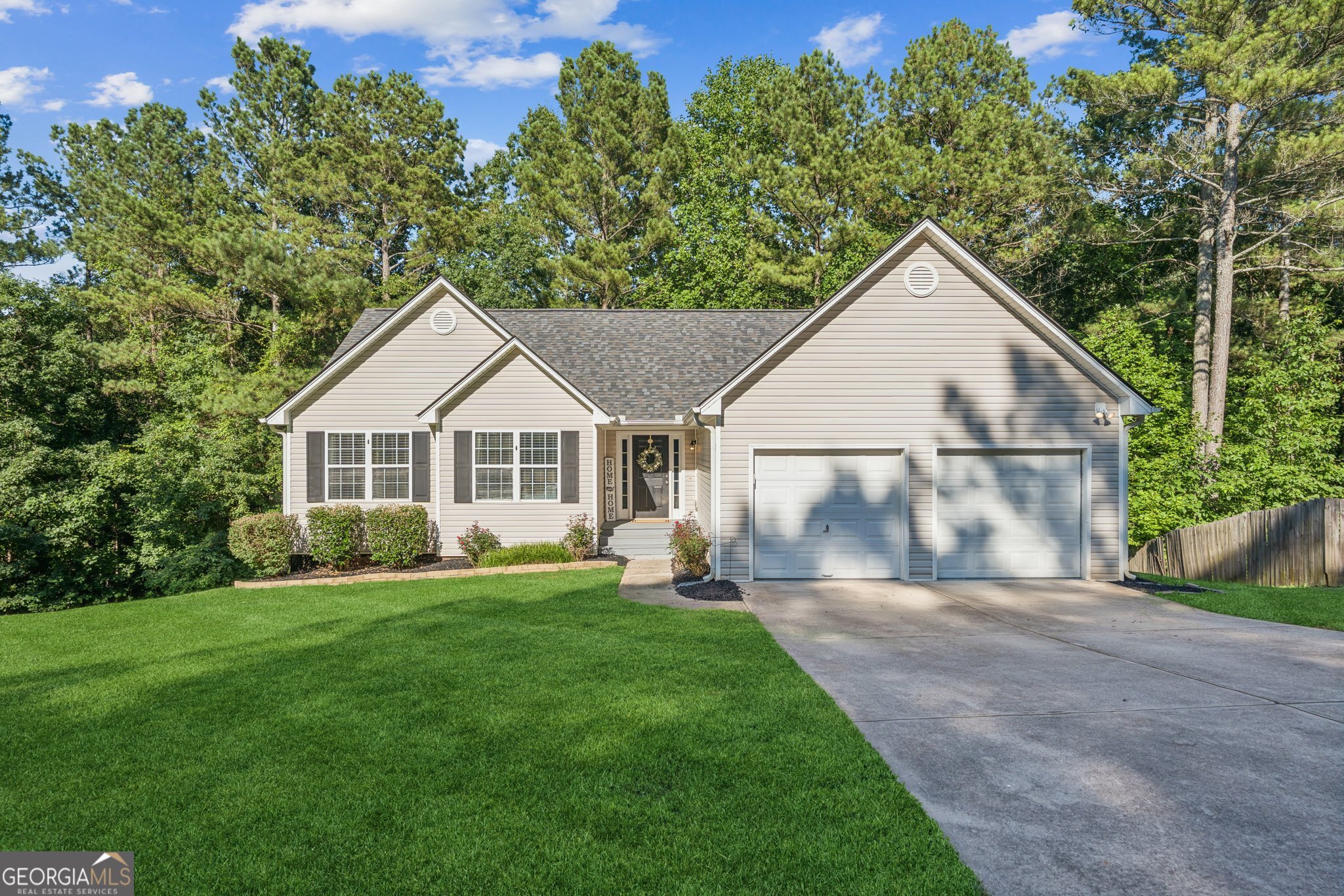 141 Oak Ridge Drive Property Photo 1