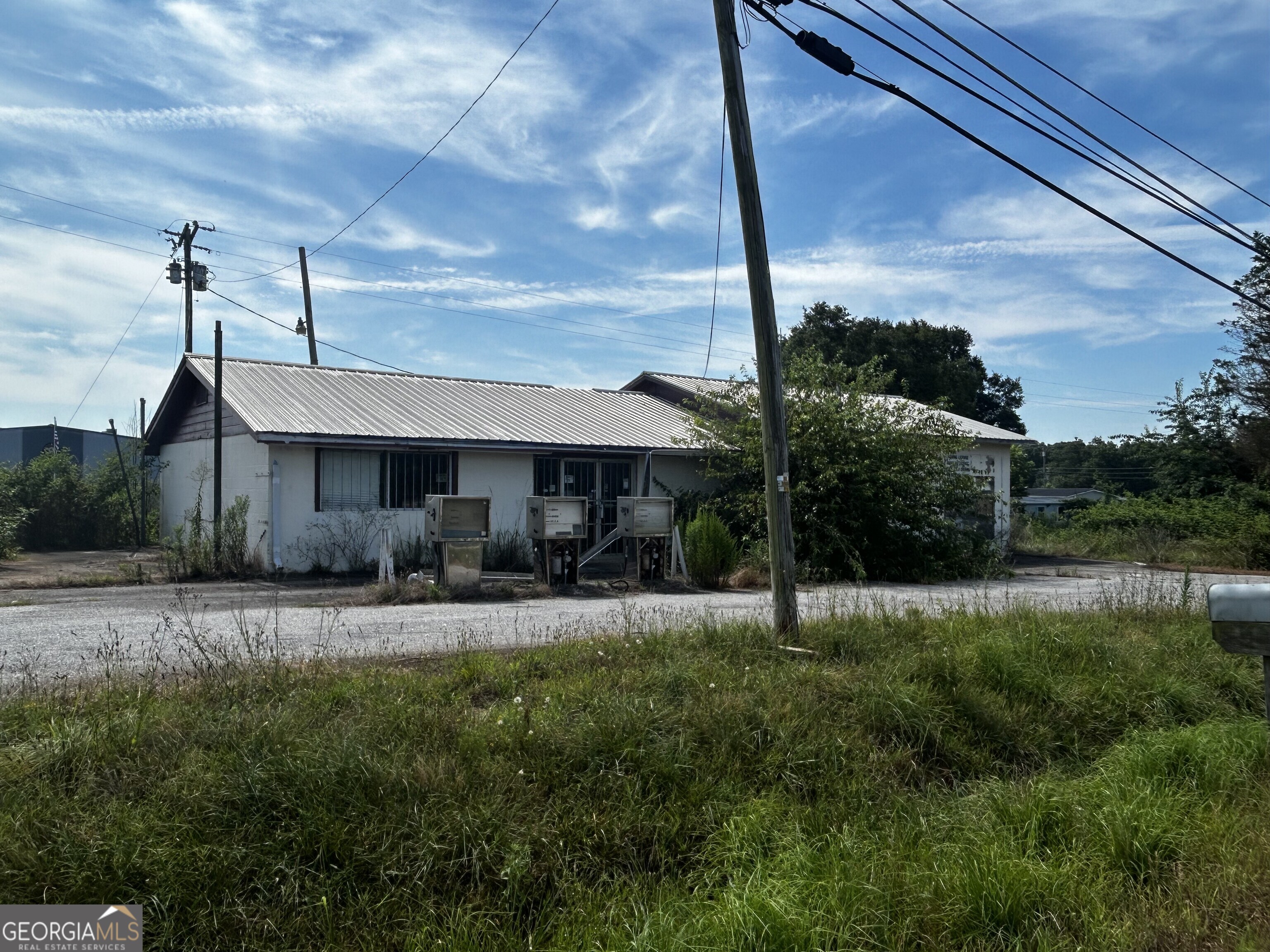 2913 Highway 172 Property Photo 1