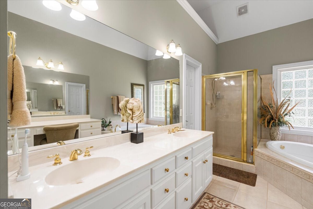 1200 Mallard Lake Drive Property Photo 20