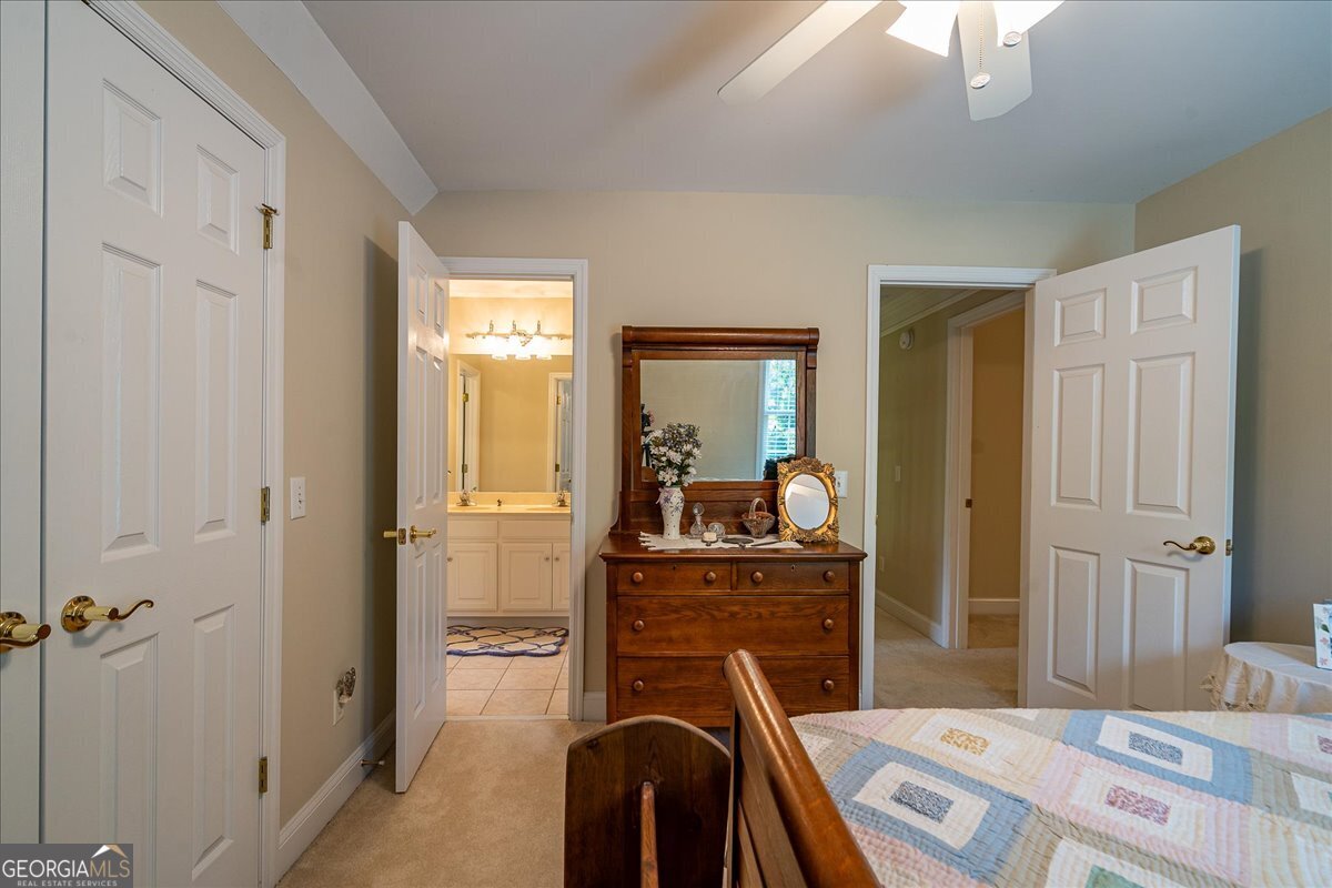 1200 Mallard Lake Drive Property Photo 37