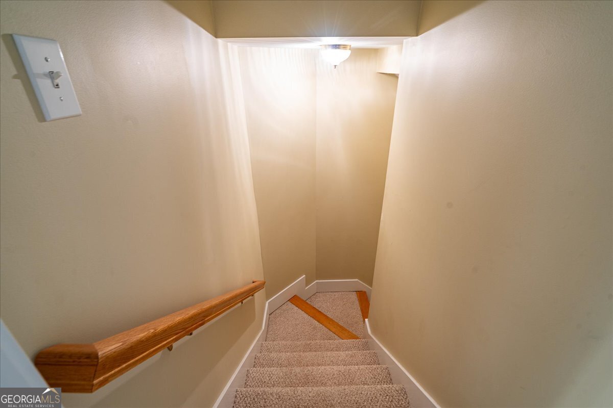 1200 Mallard Lake Drive Property Photo 38