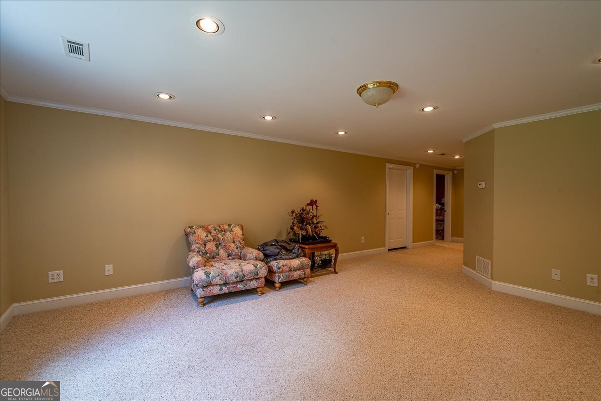 1200 Mallard Lake Drive Property Photo 42