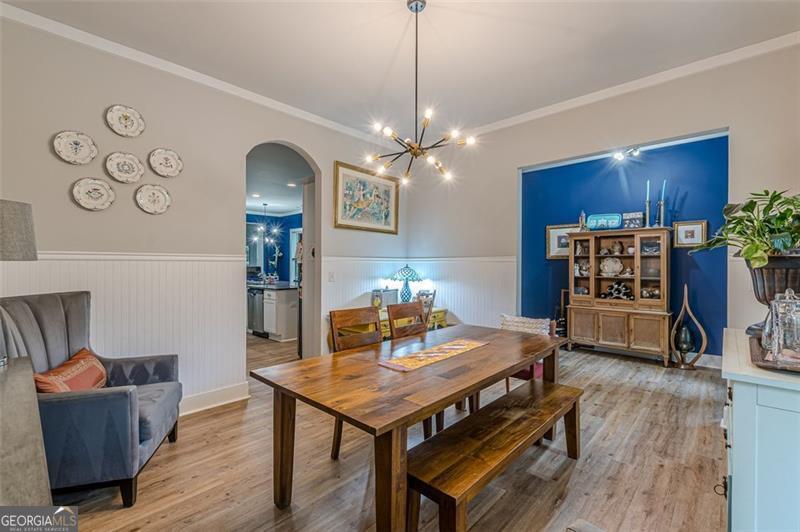 3157 Oakdale Road Property Photo 5