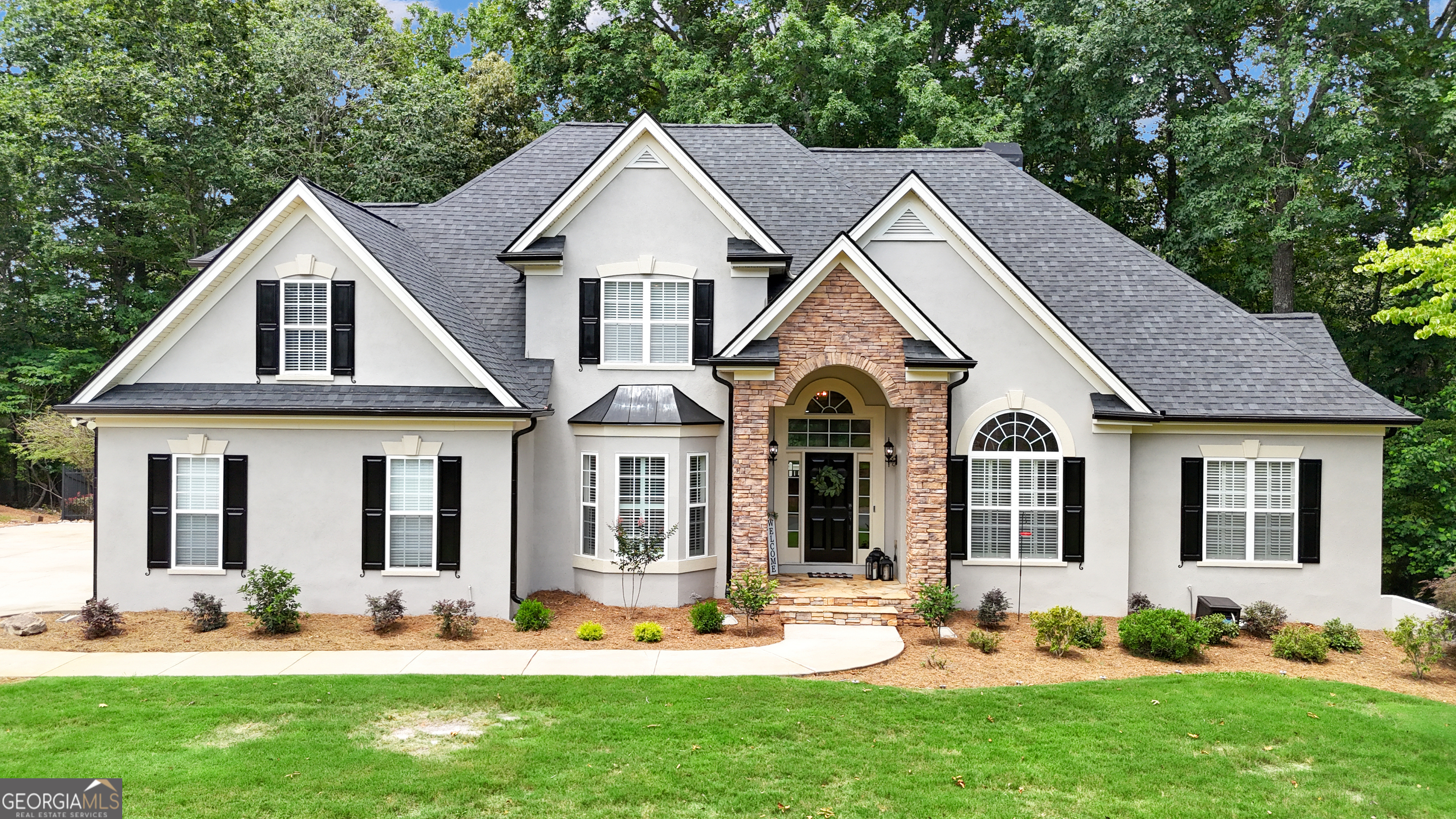 1135 Astoria Lane Property Photo 1