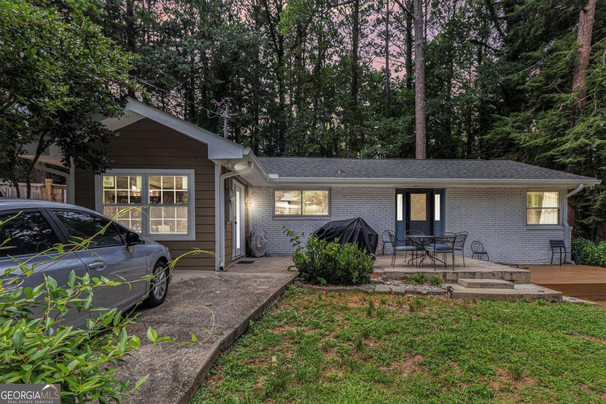4644 Ridge Drive