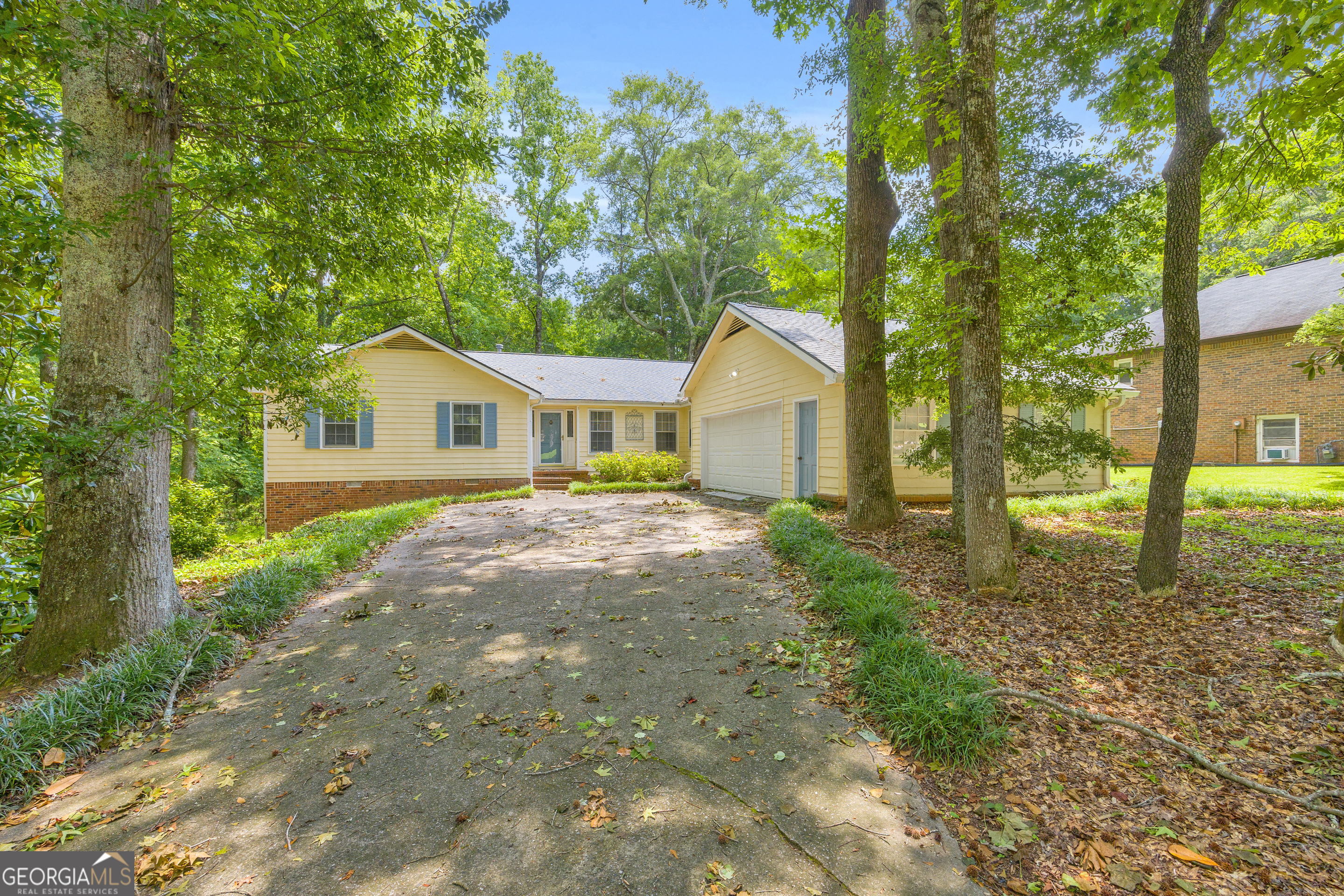 1601 Christopher Drive Property Photo 1