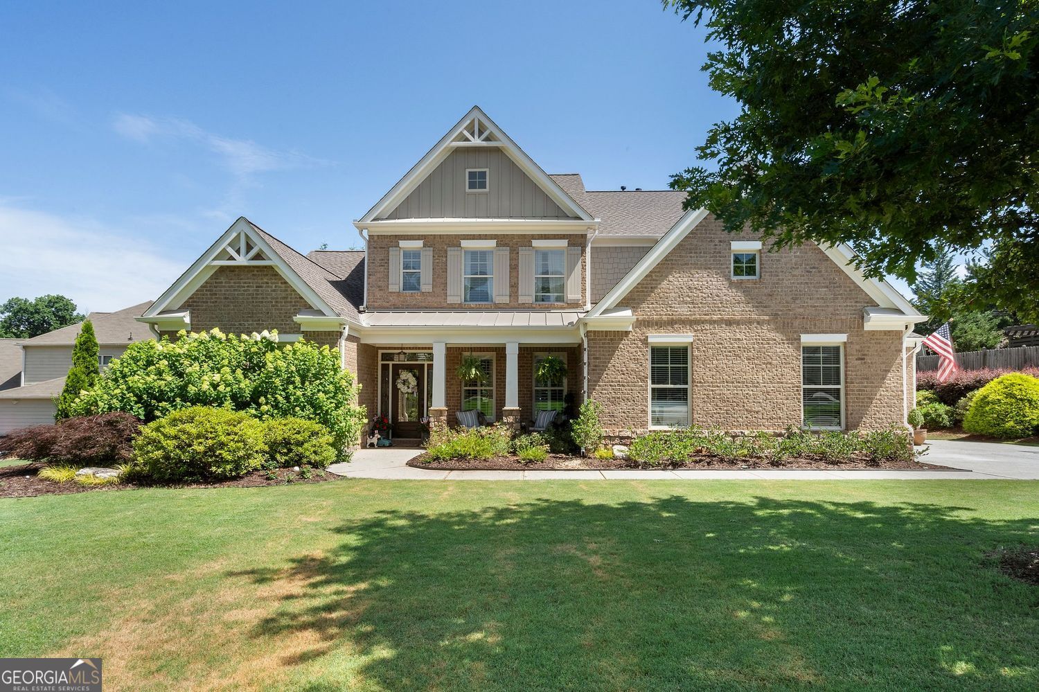 5360 Scenic Valley Drive Property Photo 1
