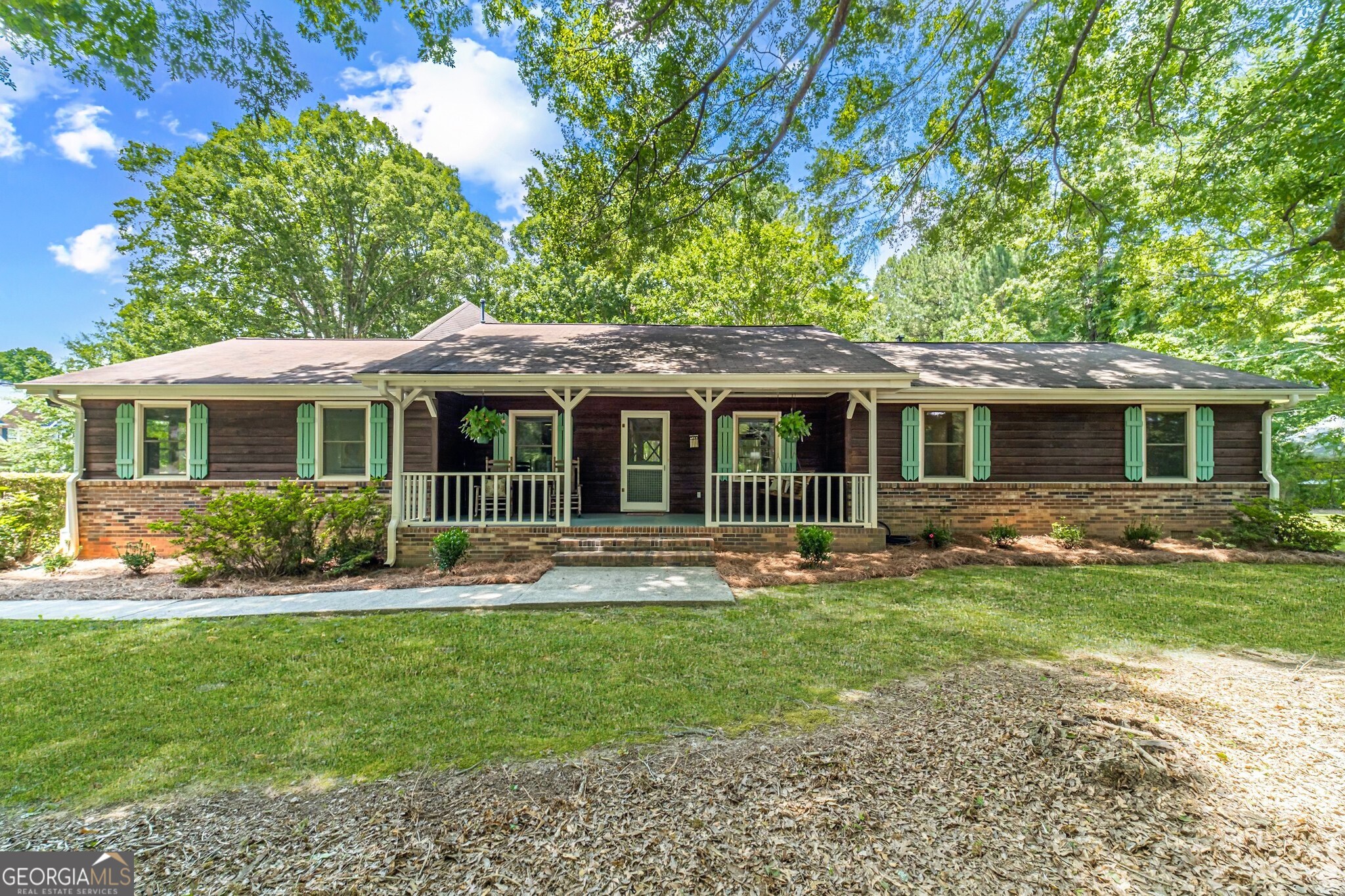 520 Herring Road Property Photo 1