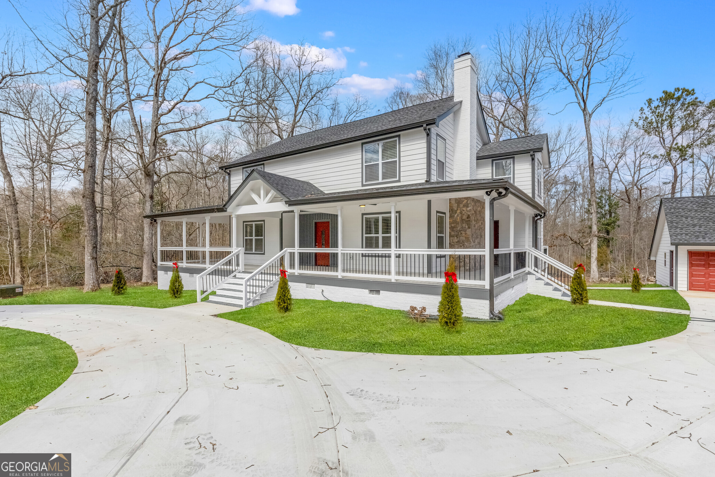 76 E Oak Street
