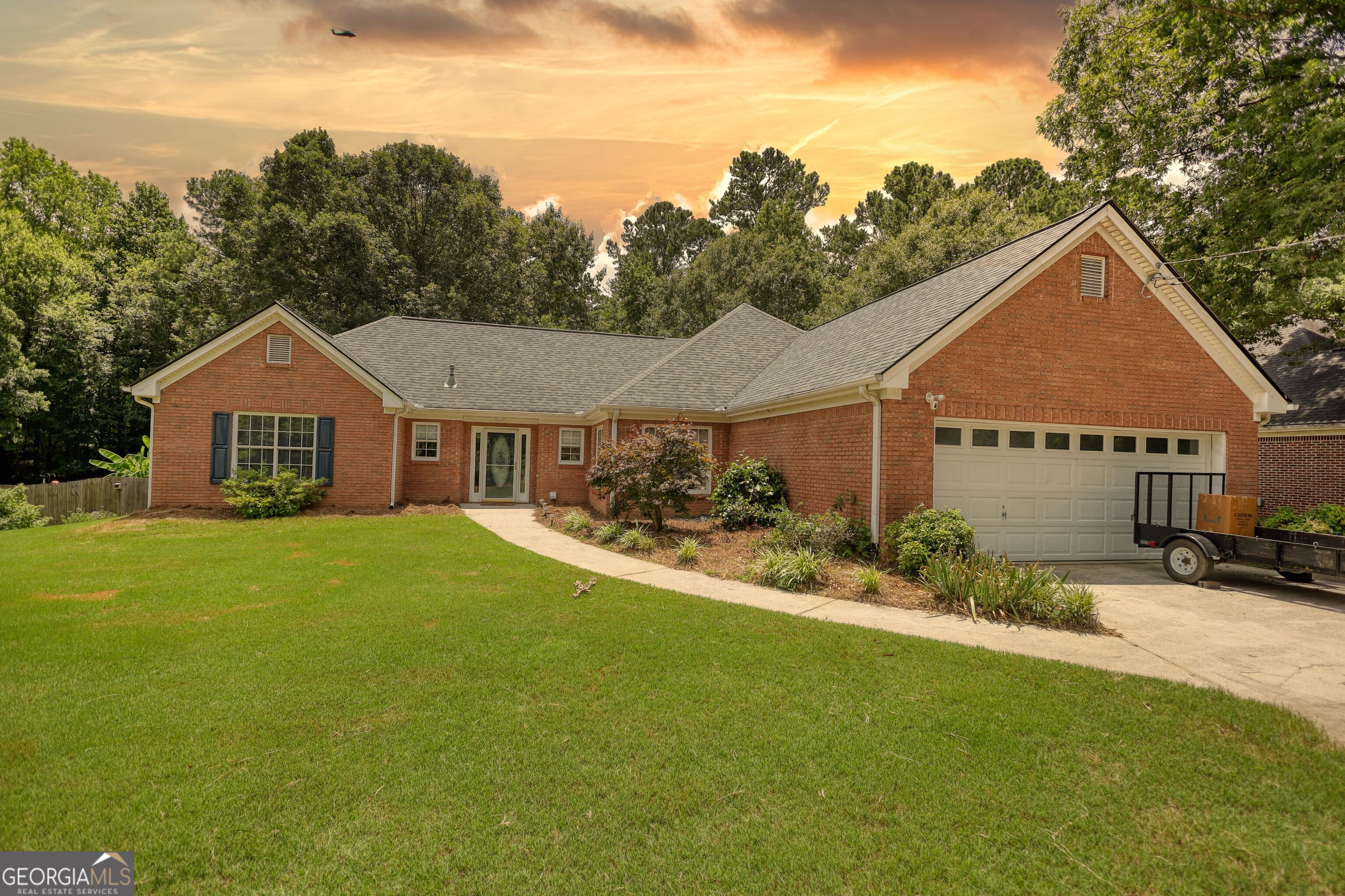 545 Herring Road Property Photo 1