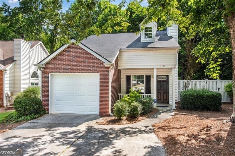 1137 Parkside Club Drive Property Photo 1
