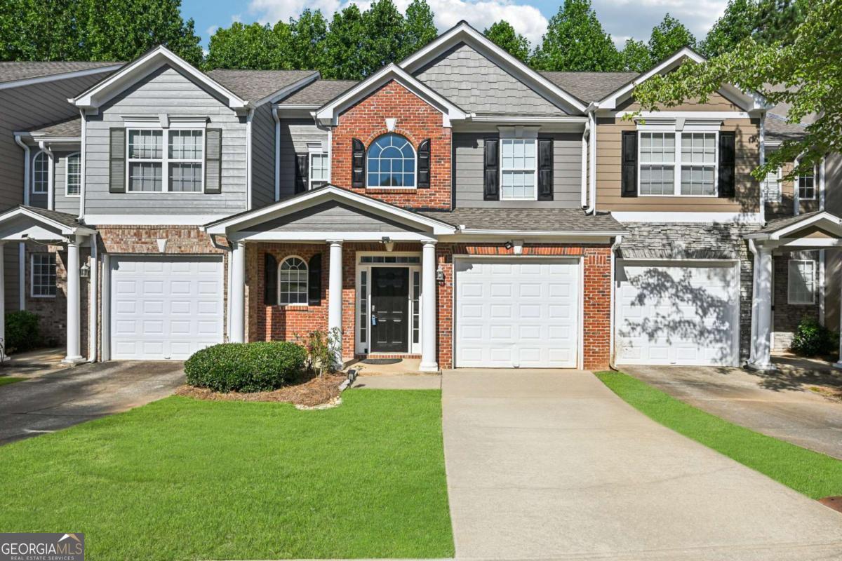 2740 Pierce Brennen Court Property Photo 1