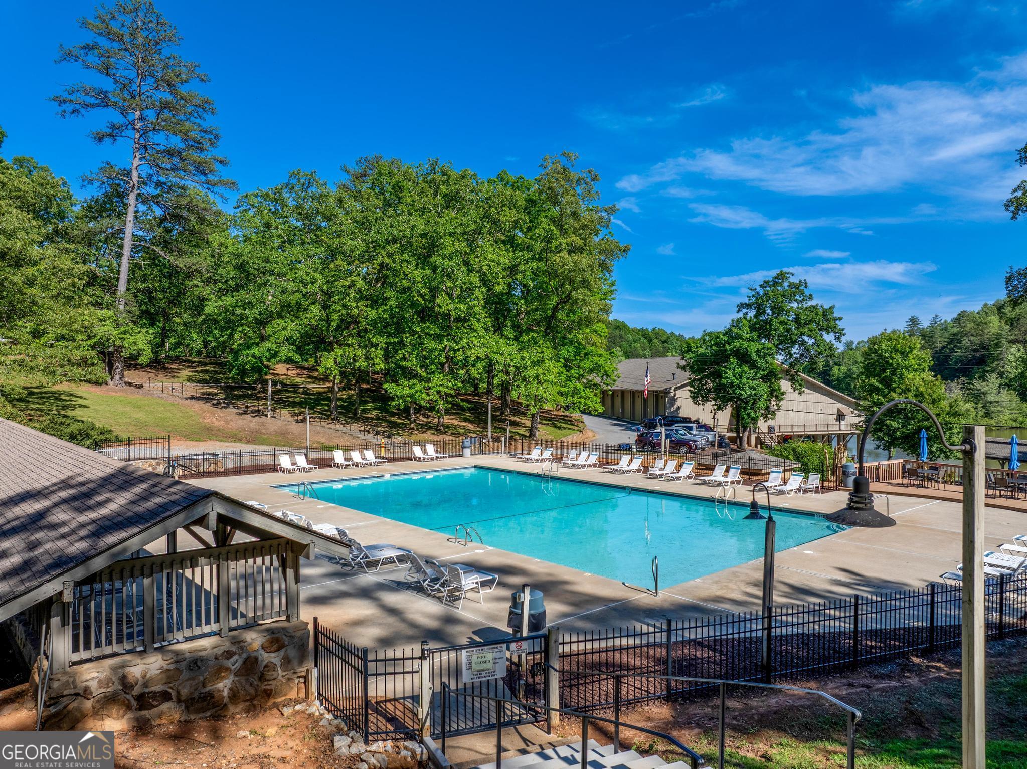 15d Woodbrier Property Photo 17