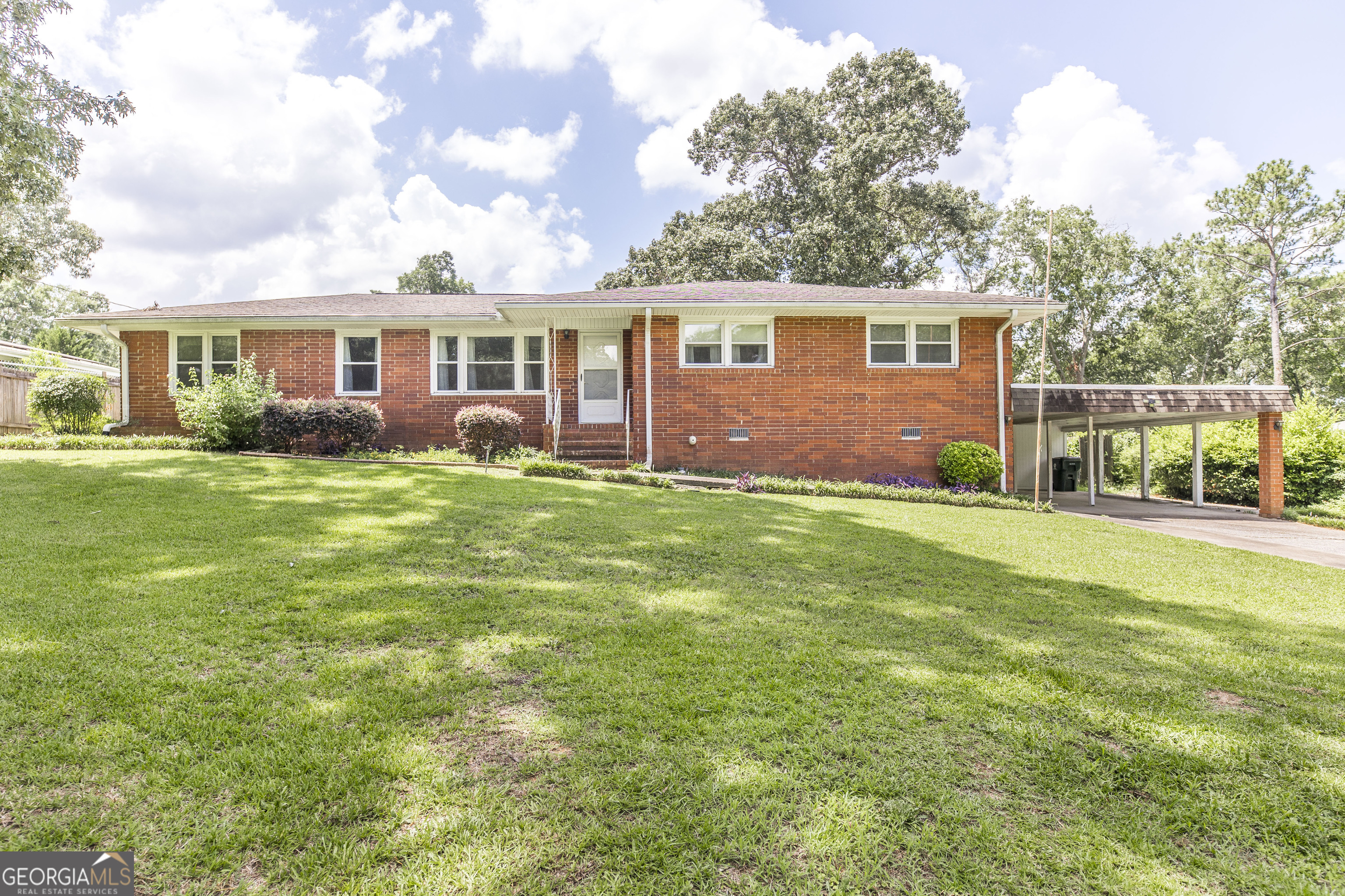 101 Spring Street Property Photo 1