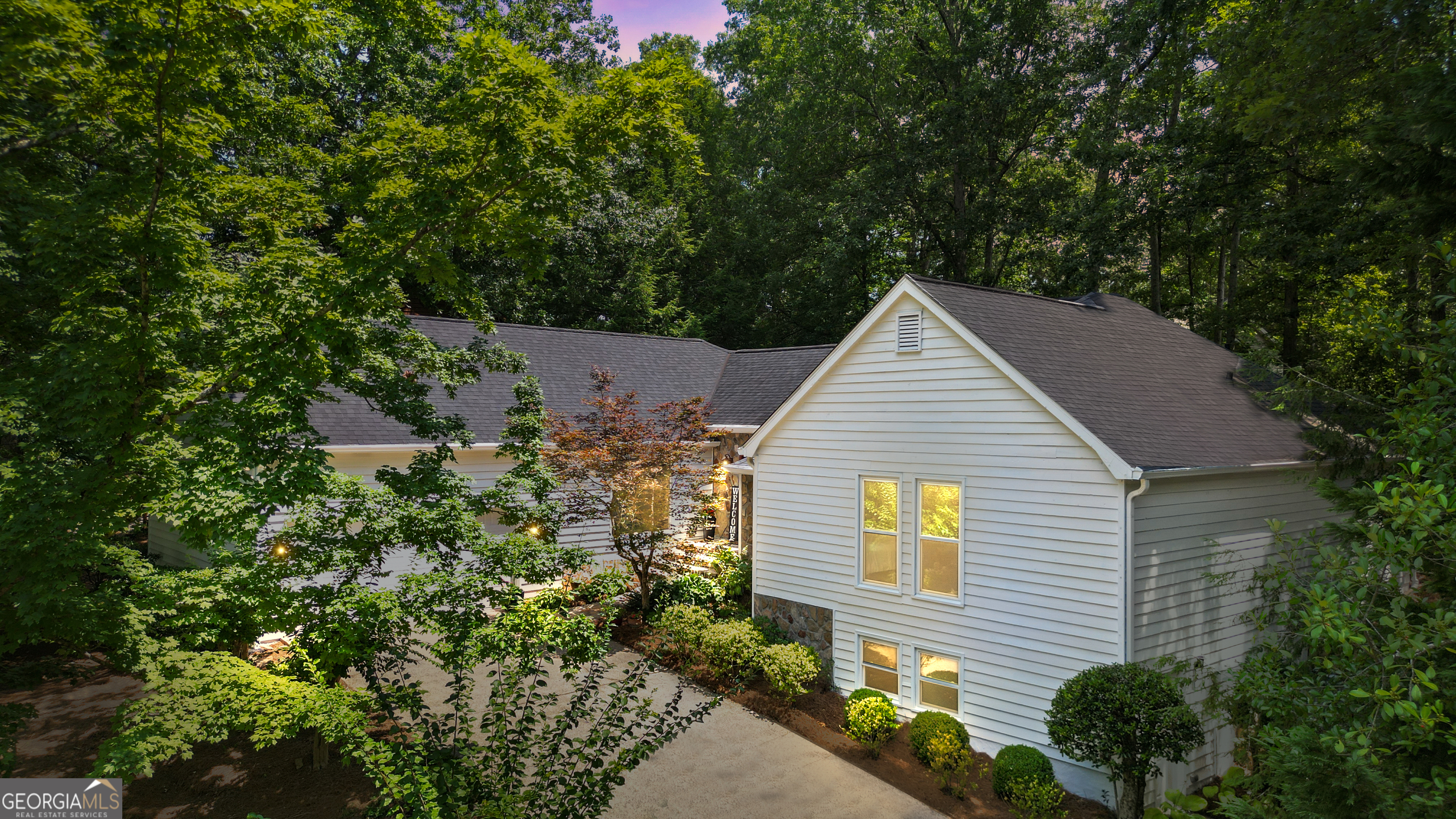1595 Sandpoint Drive Ne Property Photo 1