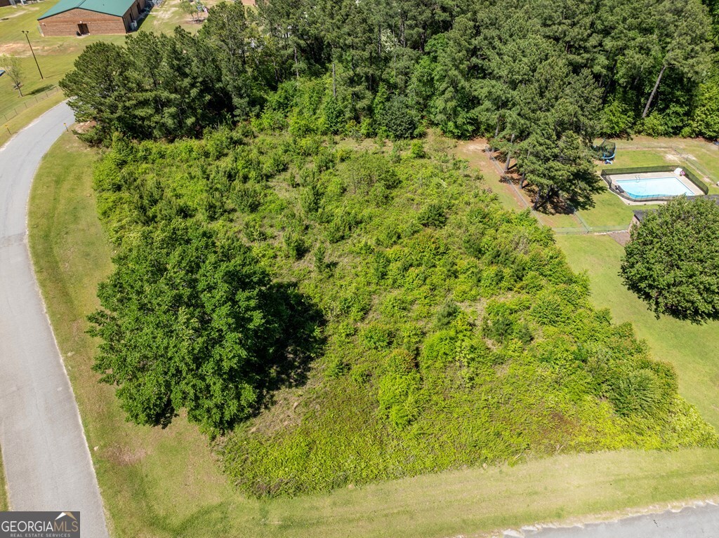 100 Carriage Ln. Property Photo 1