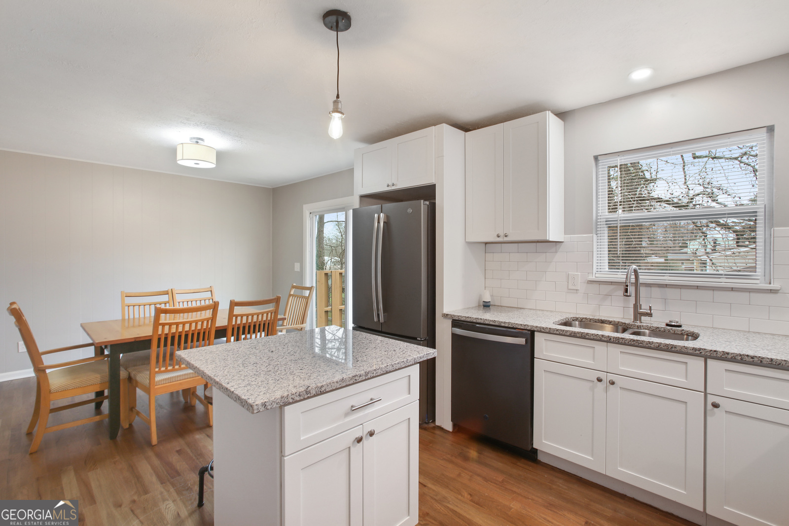 216 Scarsdale Drive Property Photo 8
