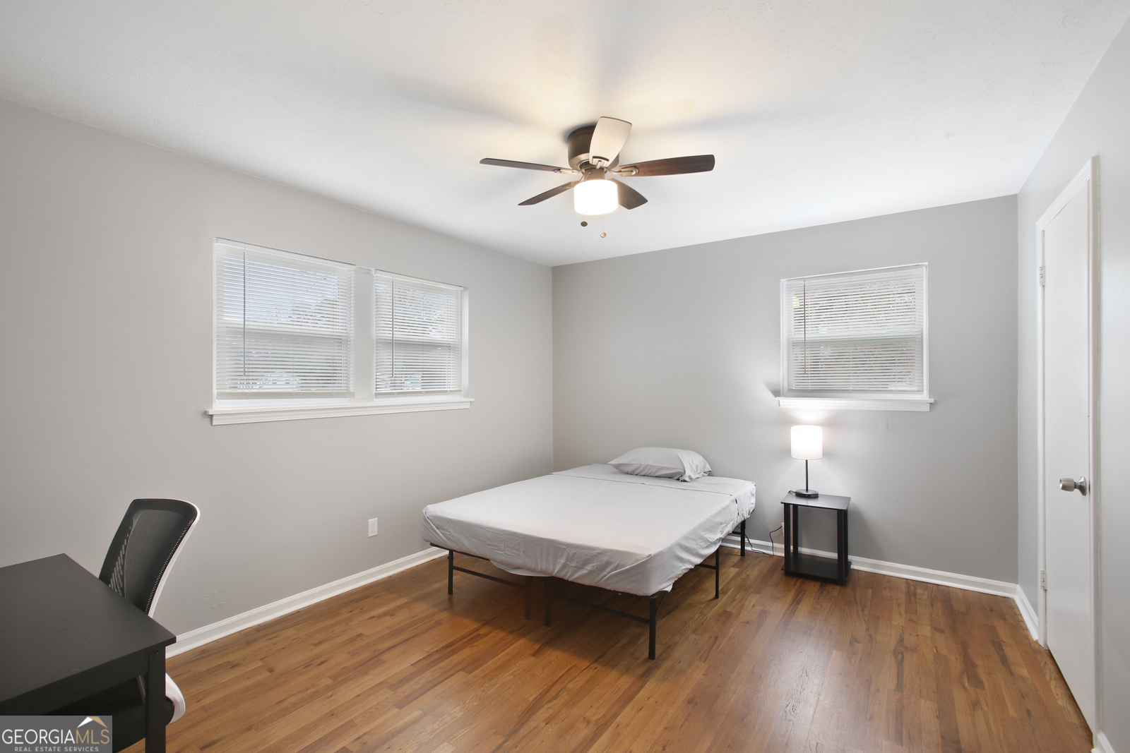 216 Scarsdale Drive Property Photo 12