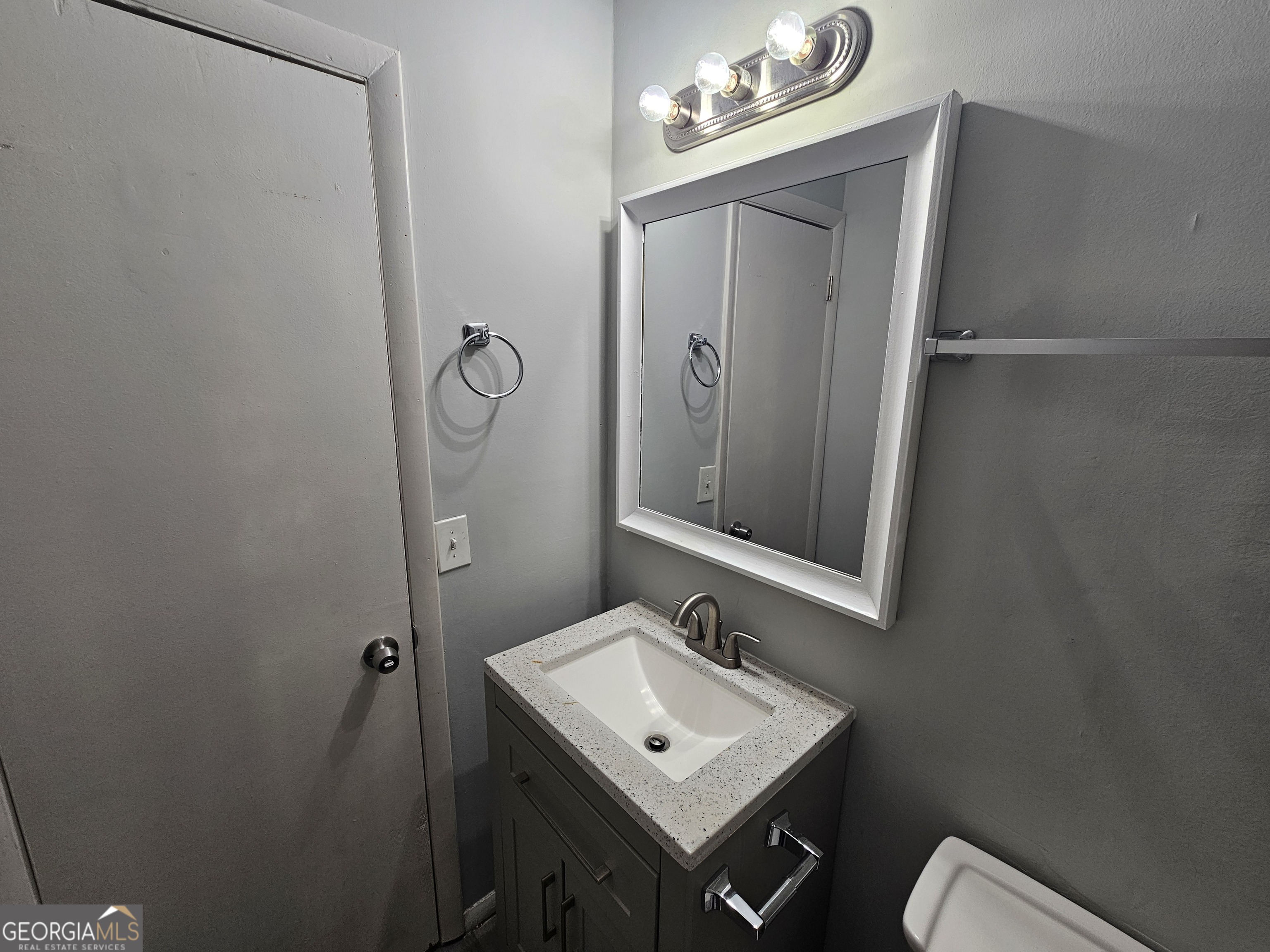 1711 Rock Cut Road Property Photo 4
