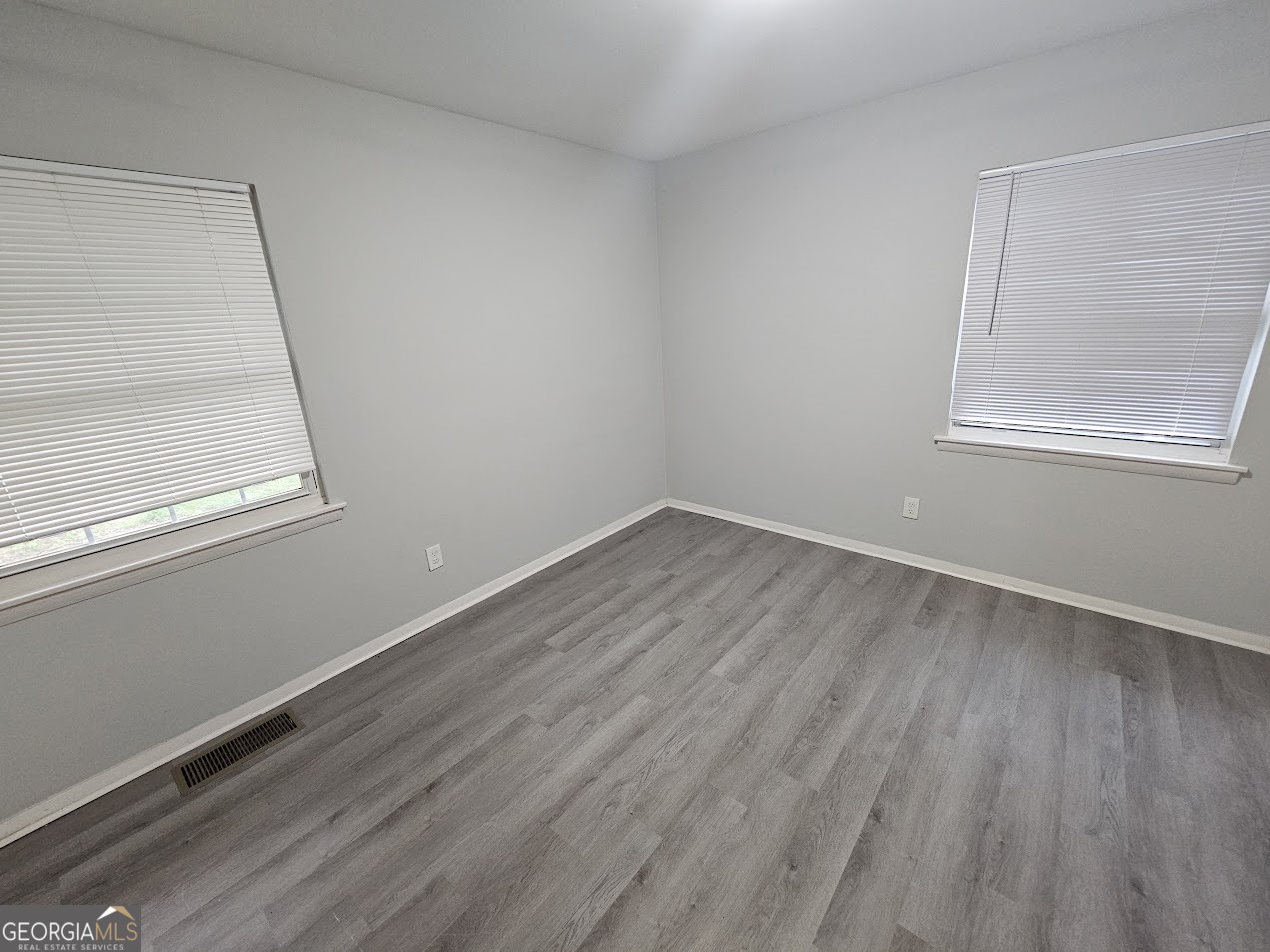 1711 Rock Cut Road Property Photo 7