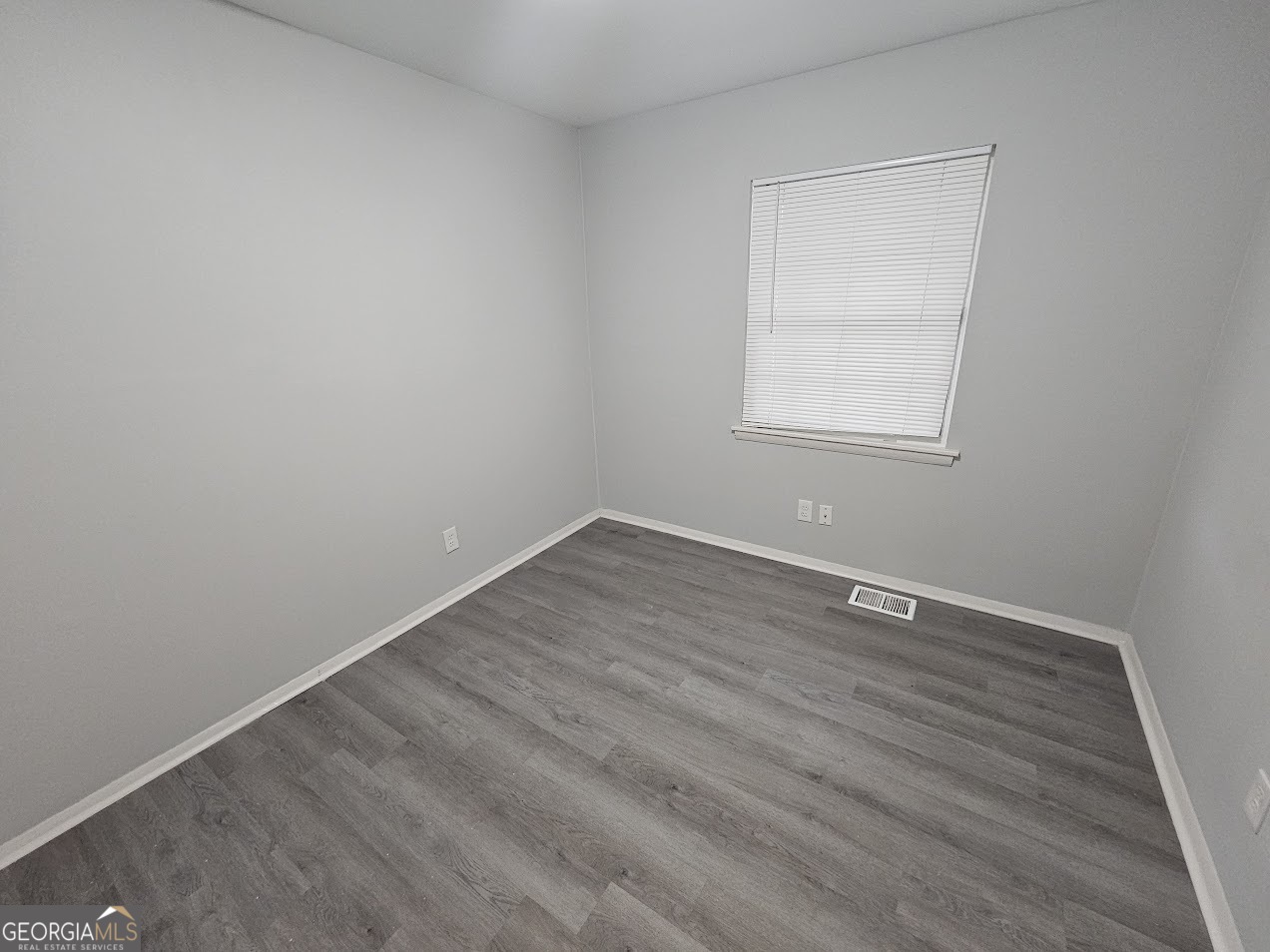 1711 Rock Cut Road Property Photo 11