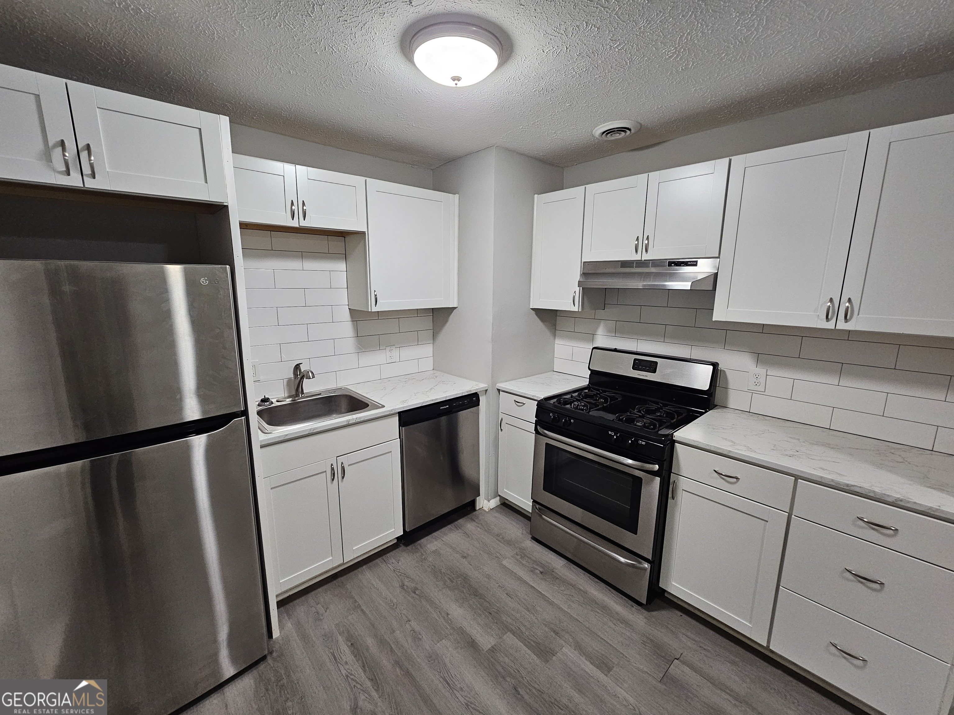 1711 Rock Cut Road Property Photo 14