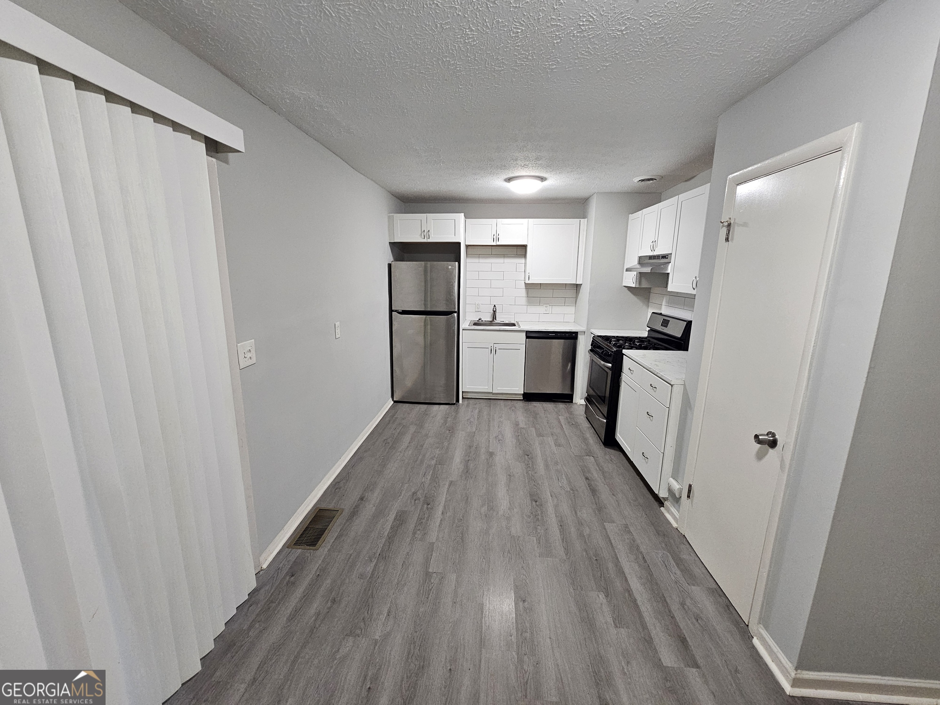 1711 Rock Cut Road Property Photo 15
