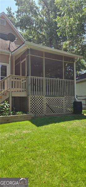 3258 Woodcliff Way Property Photo 2