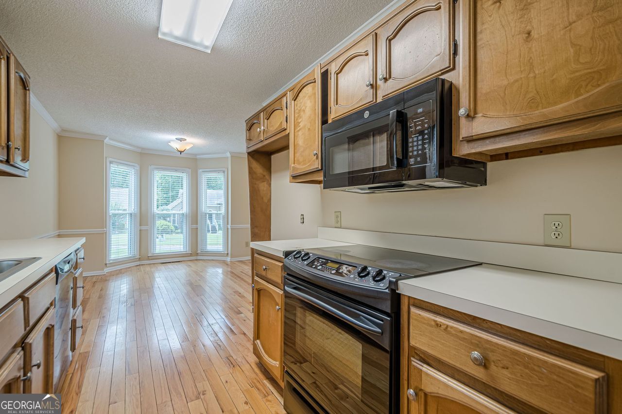 3258 Woodcliff Way Property Photo 11