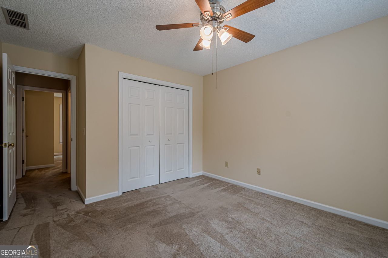 3258 Woodcliff Way Property Photo 20