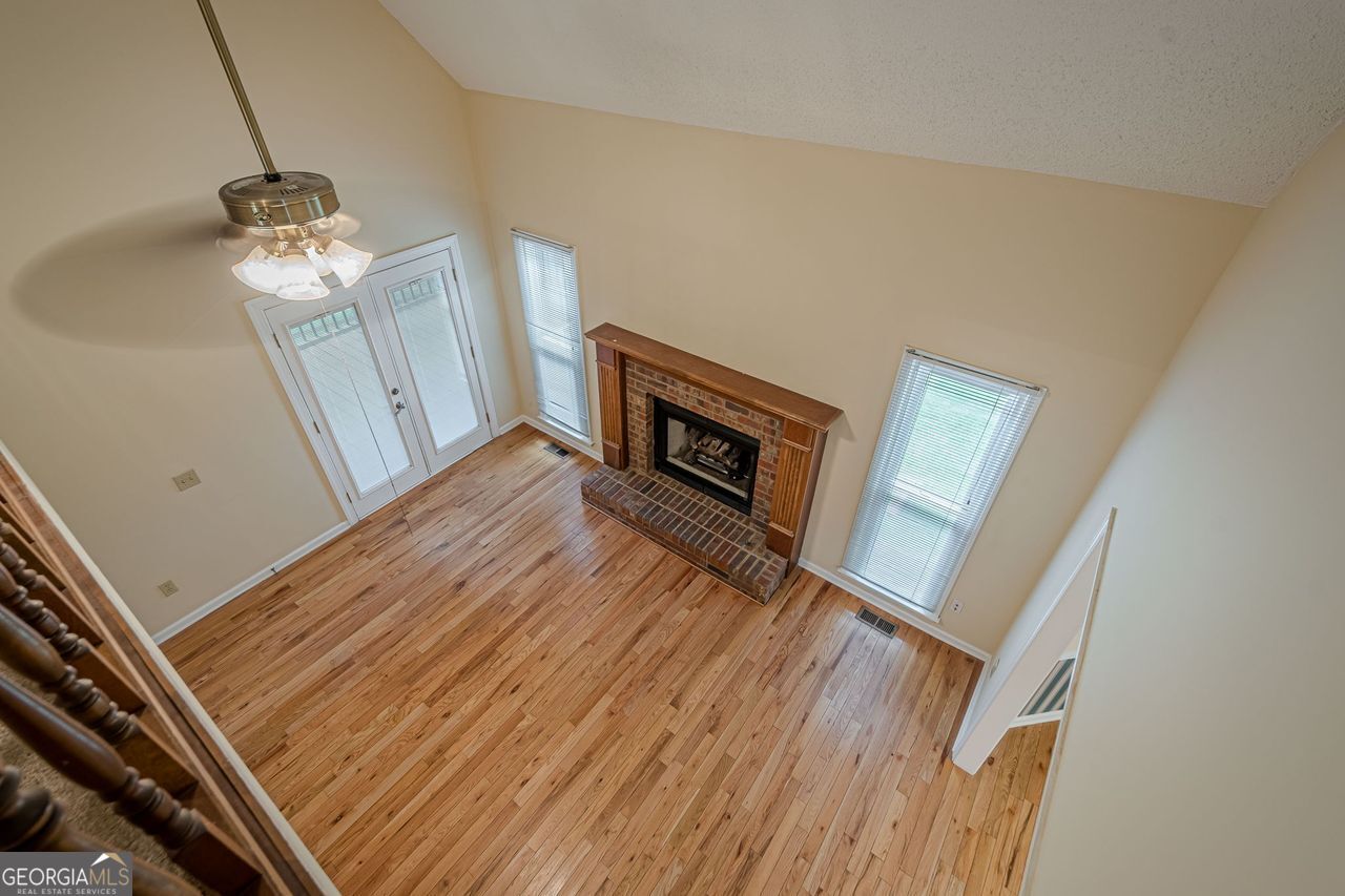 3258 Woodcliff Way Property Photo 24