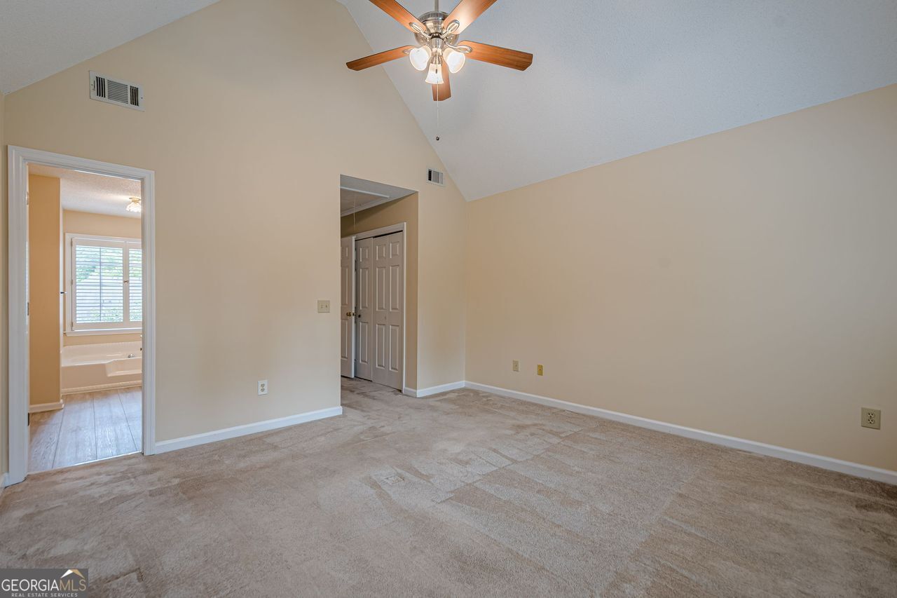3258 Woodcliff Way Property Photo 28