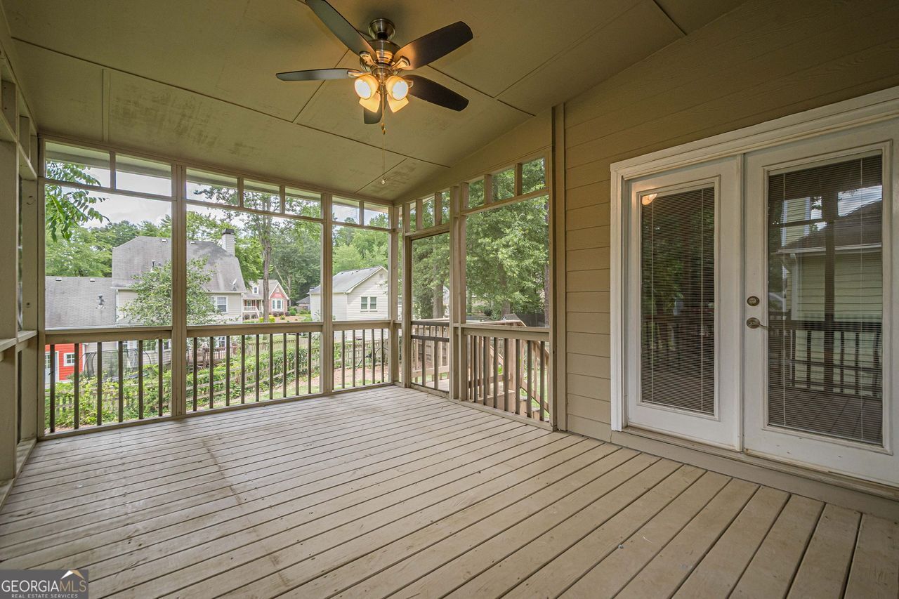 3258 Woodcliff Way Property Photo 35