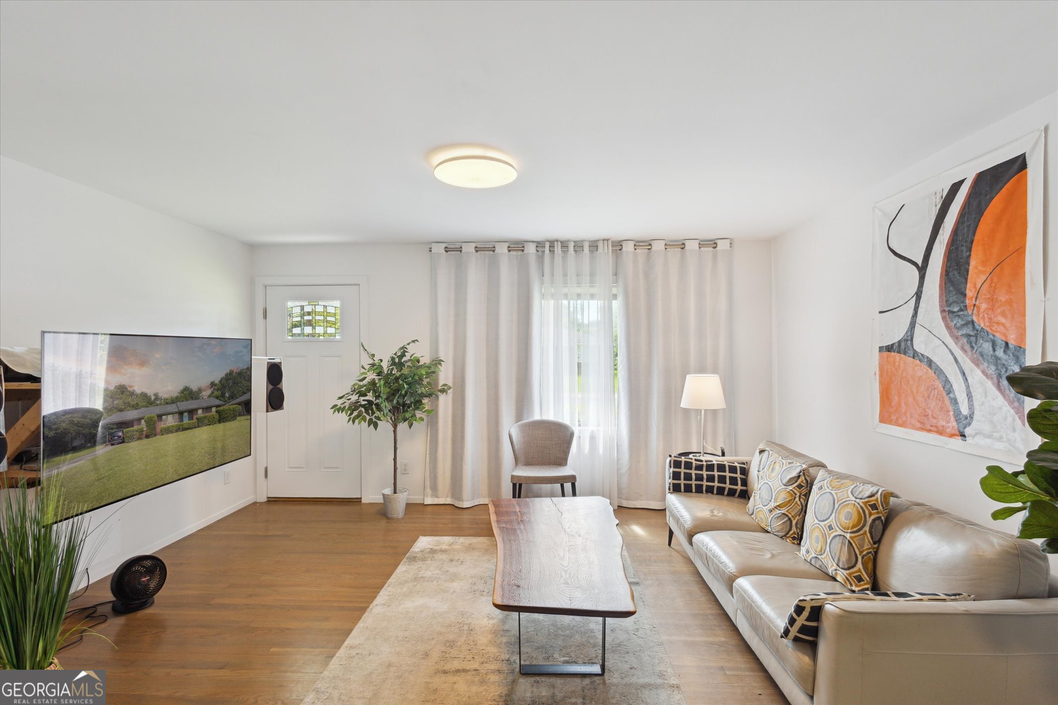 313 Donaldson Street Property Photo 4